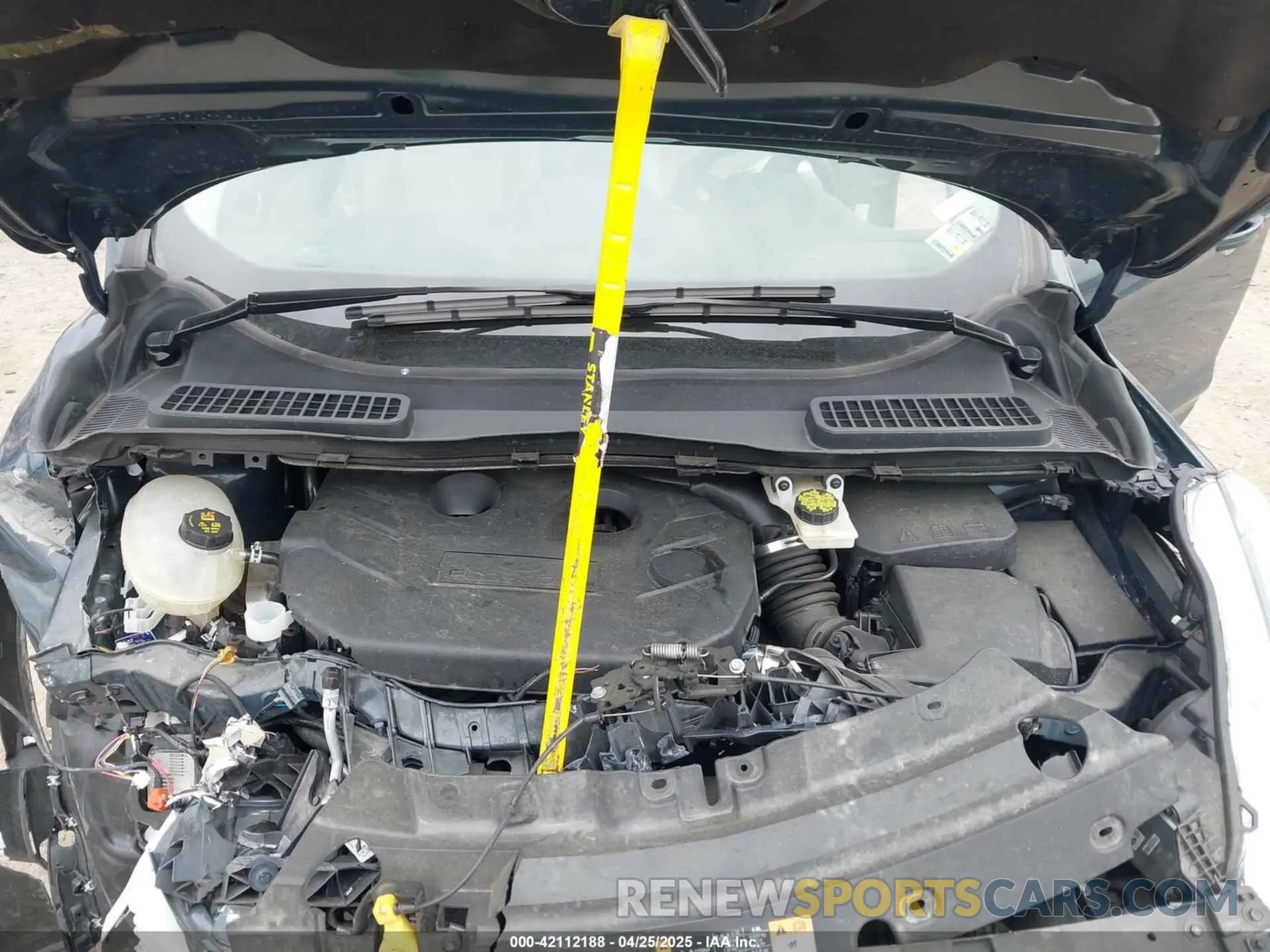 10 Photograph of a damaged car 1FMCU9J95KUC19062 FORD ESCAPE 2019