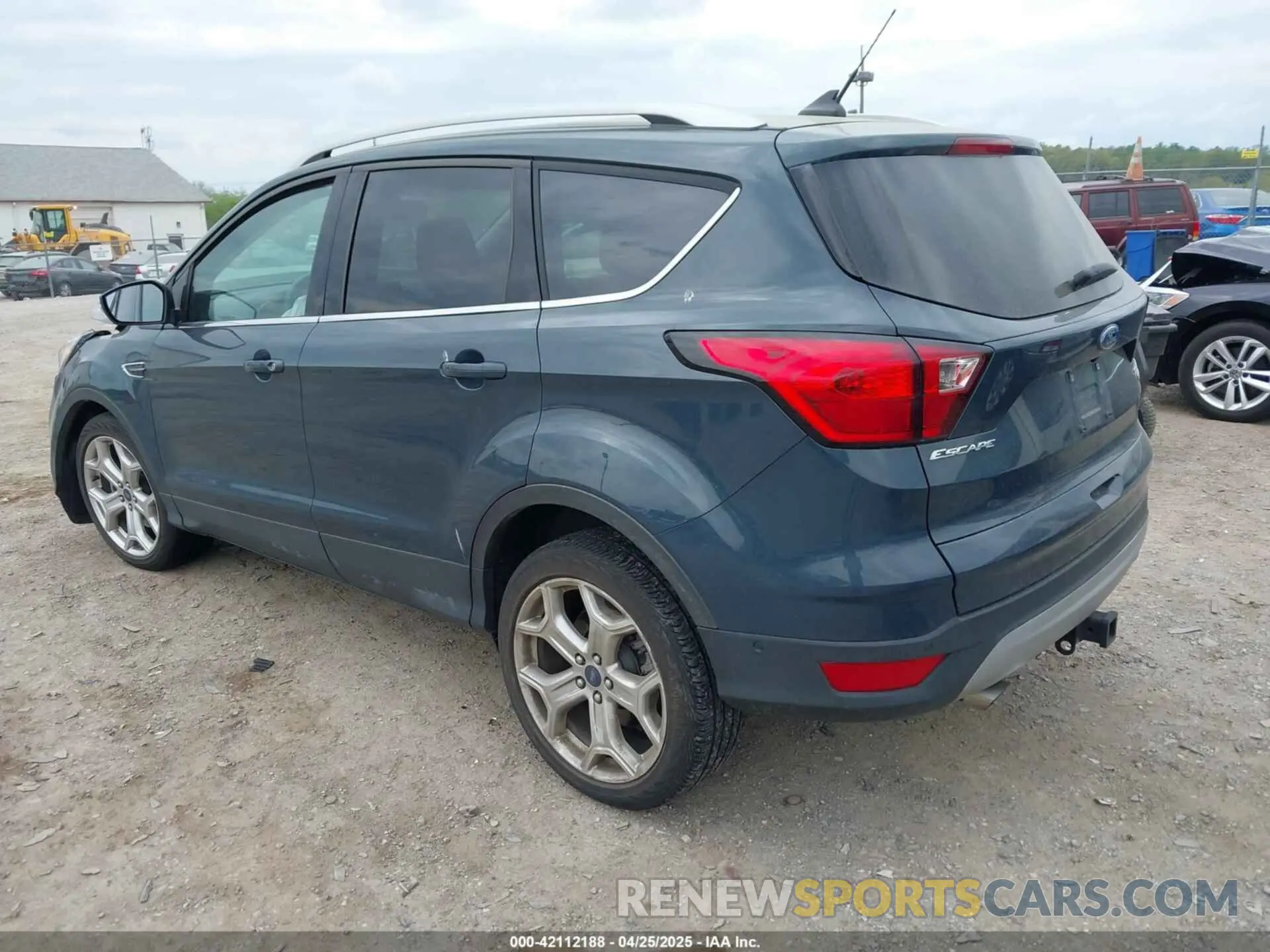 3 Photograph of a damaged car 1FMCU9J95KUC19062 FORD ESCAPE 2019