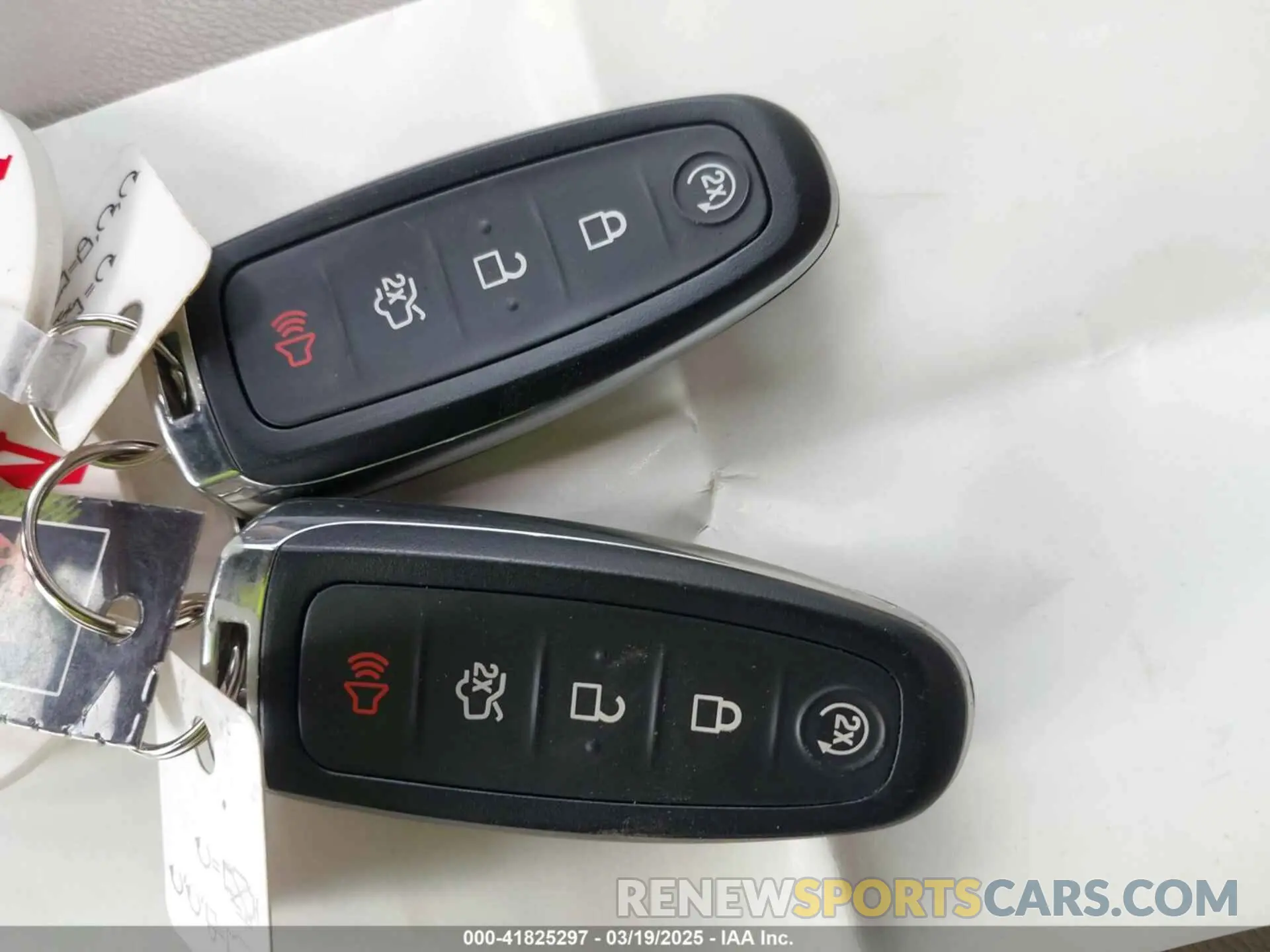 11 Photograph of a damaged car 1FMCU9J95KUC28621 FORD ESCAPE 2019