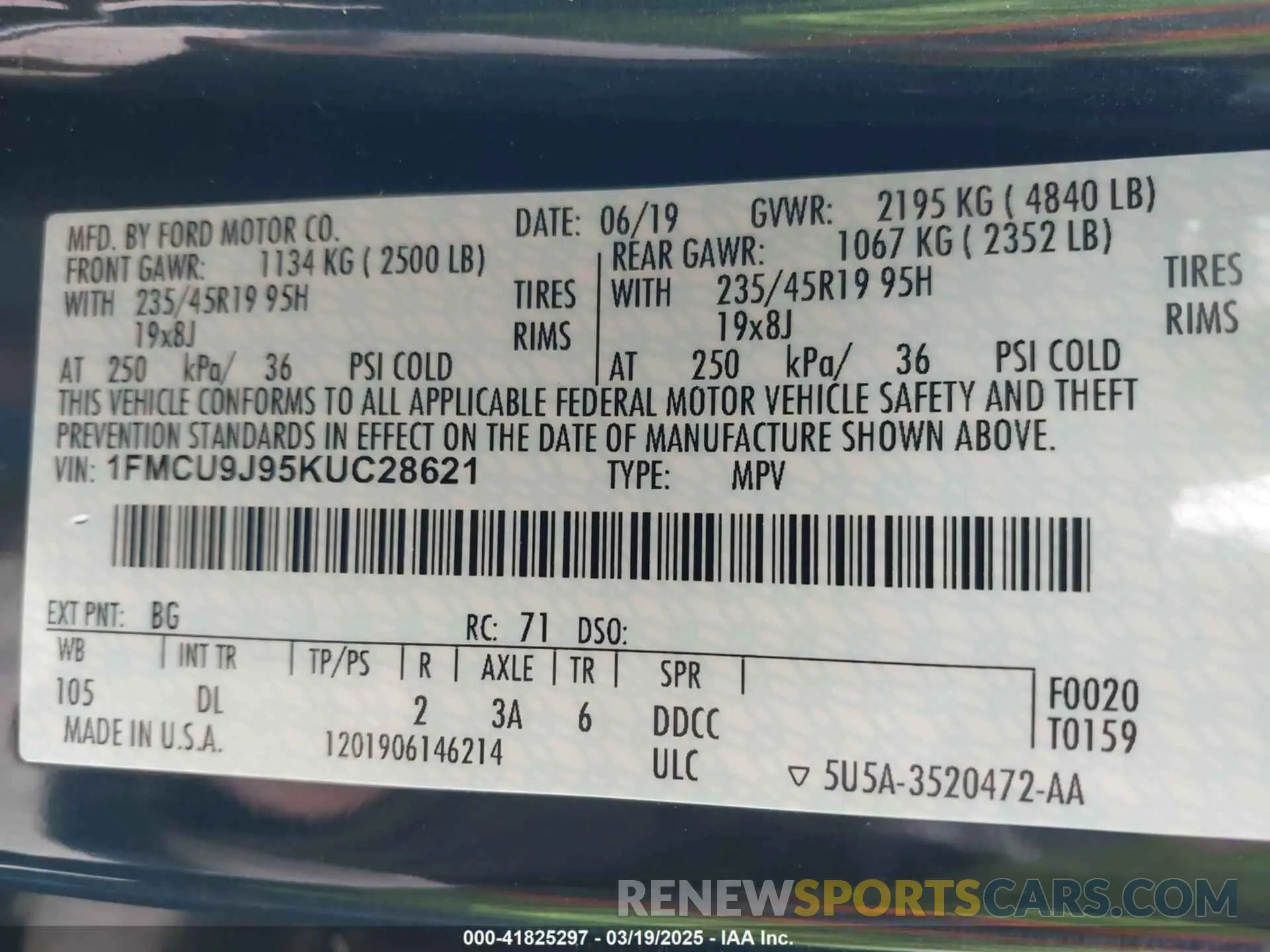 9 Photograph of a damaged car 1FMCU9J95KUC28621 FORD ESCAPE 2019