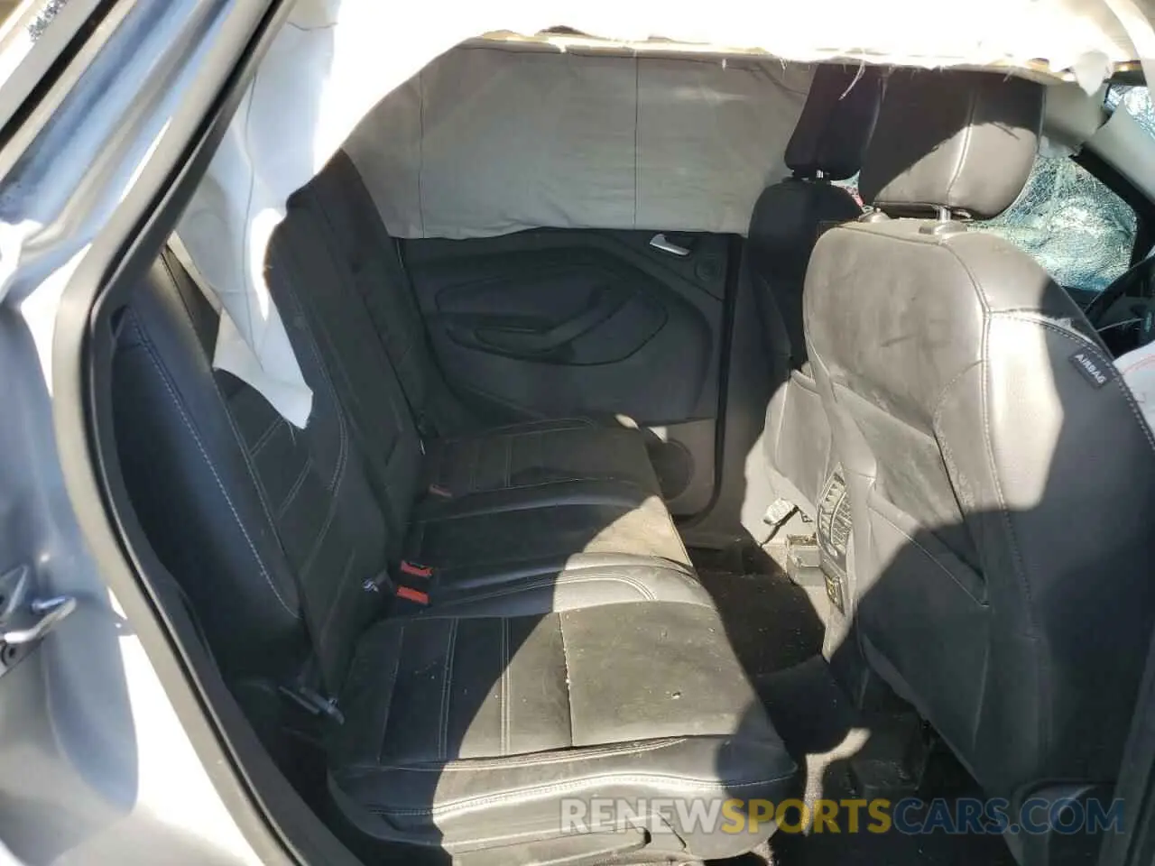 10 Photograph of a damaged car 1FMCU9J96KUA04791 FORD ESCAPE 2019