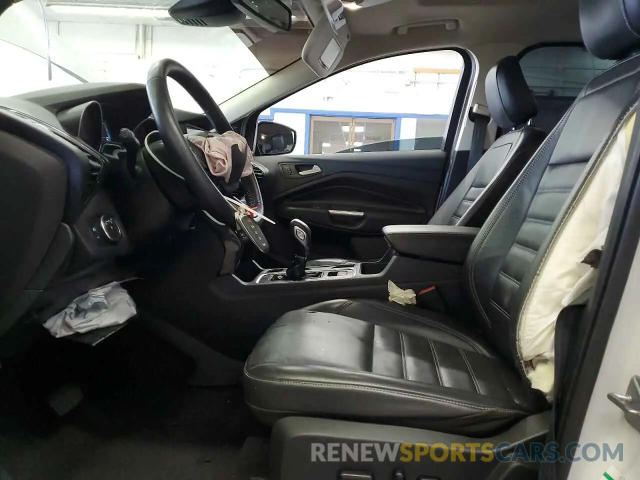 7 Photograph of a damaged car 1FMCU9J96KUC15909 FORD ESCAPE 2019