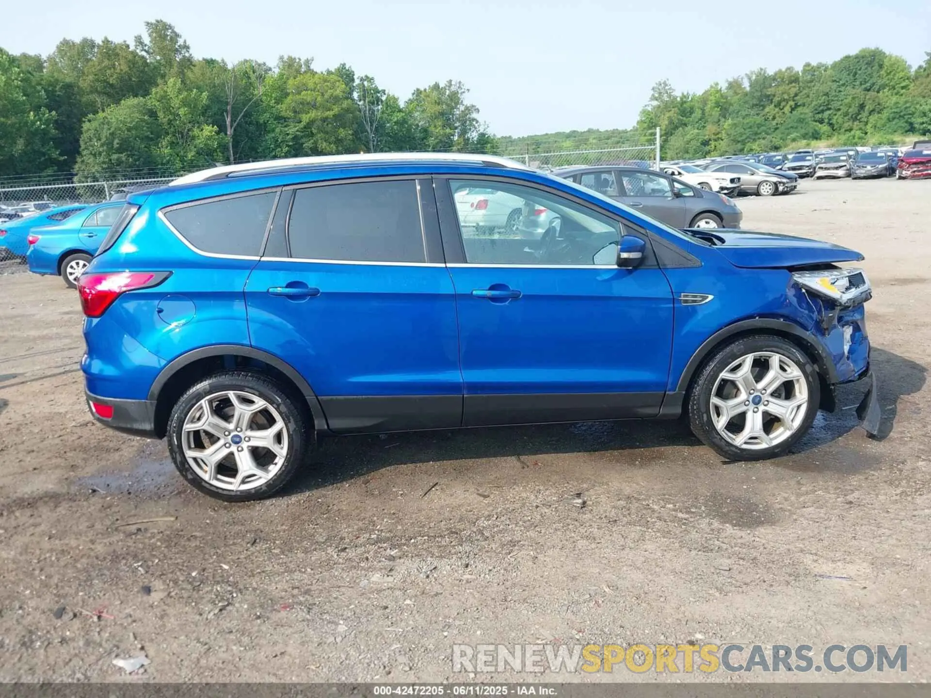 13 Photograph of a damaged car 1FMCU9J97KUB83990 FORD ESCAPE 2019