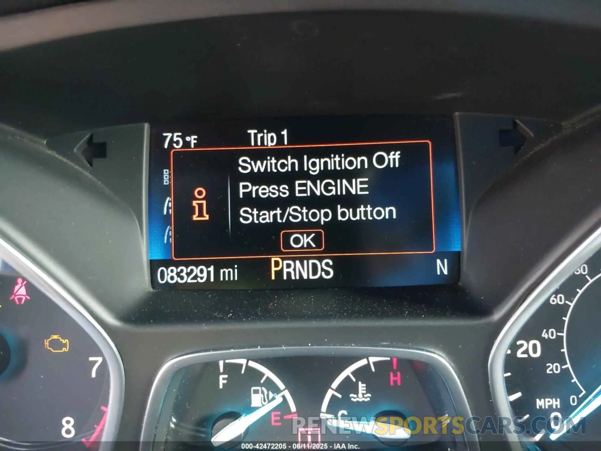 15 Photograph of a damaged car 1FMCU9J97KUB83990 FORD ESCAPE 2019