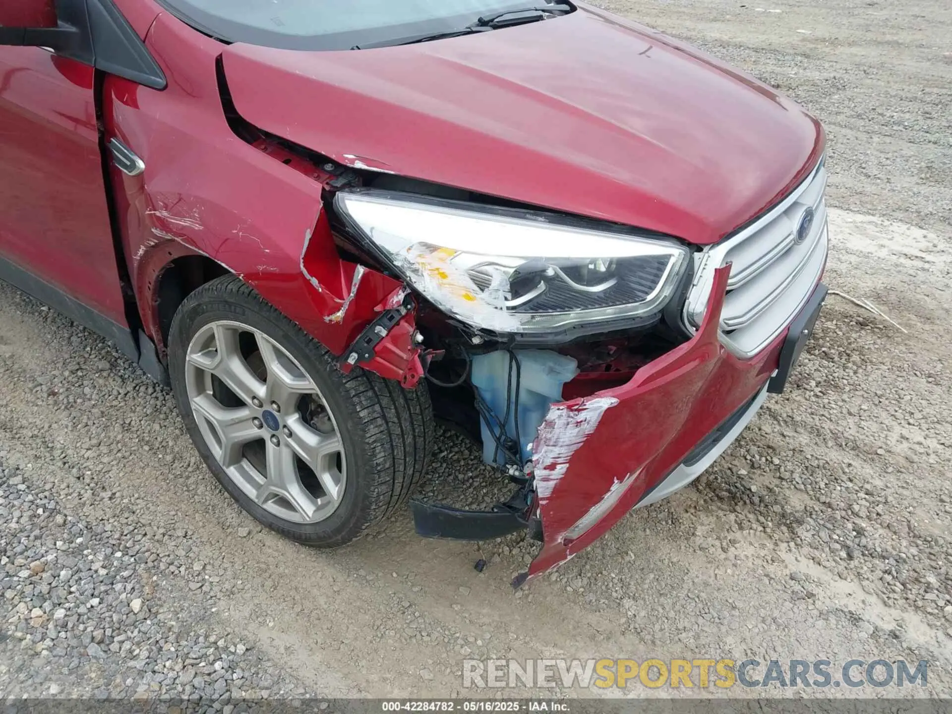 6 Photograph of a damaged car 1FMCU9J97KUC29706 FORD ESCAPE 2019