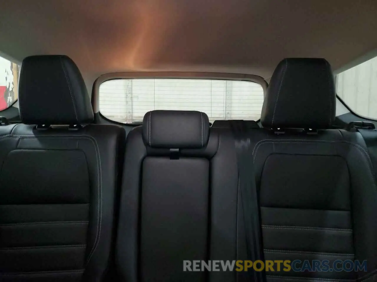 10 Photograph of a damaged car 1FMCU9J97KUC58218 FORD ESCAPE 2019