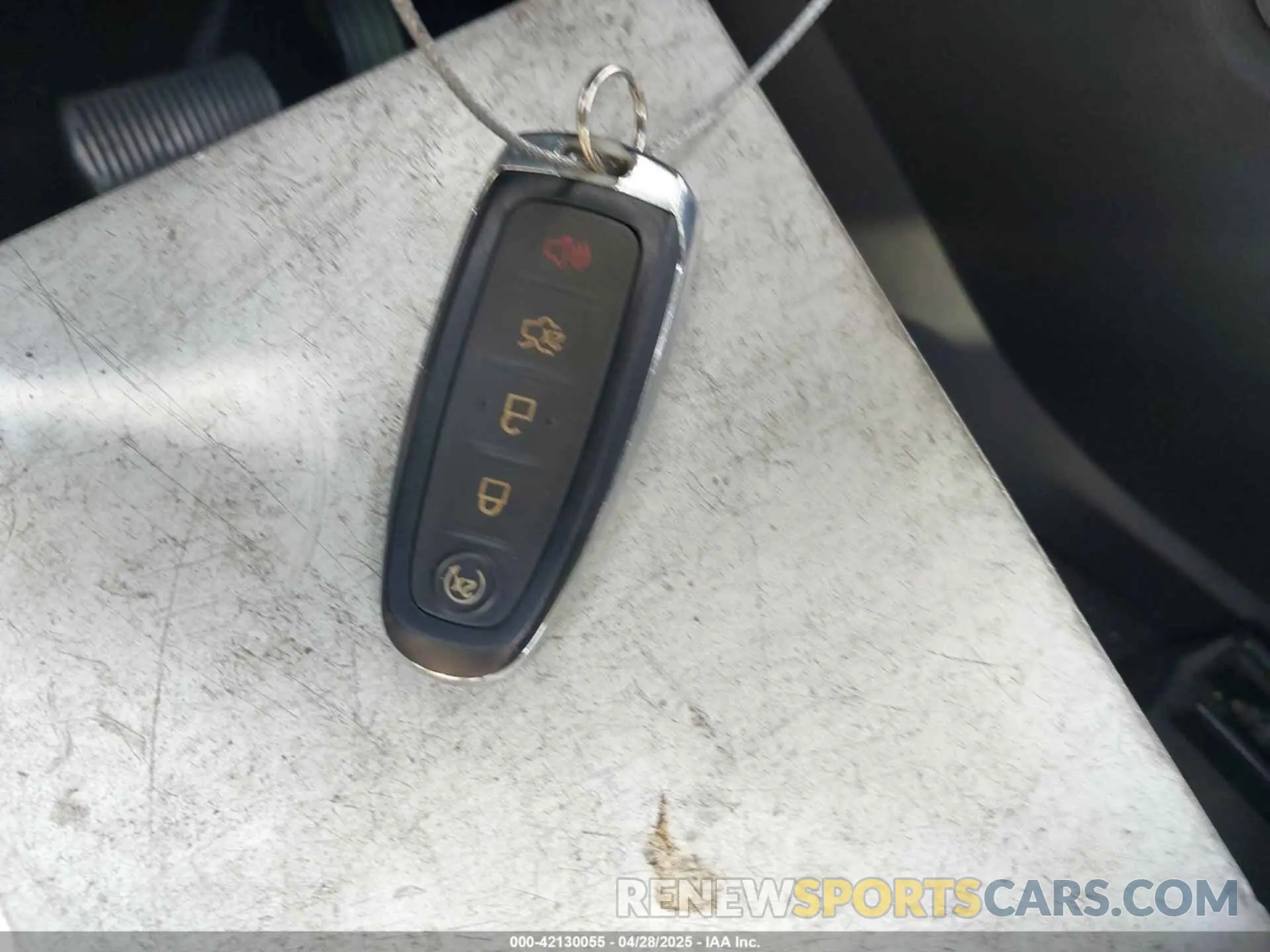11 Photograph of a damaged car 1FMCU9J98KUA09510 FORD ESCAPE 2019