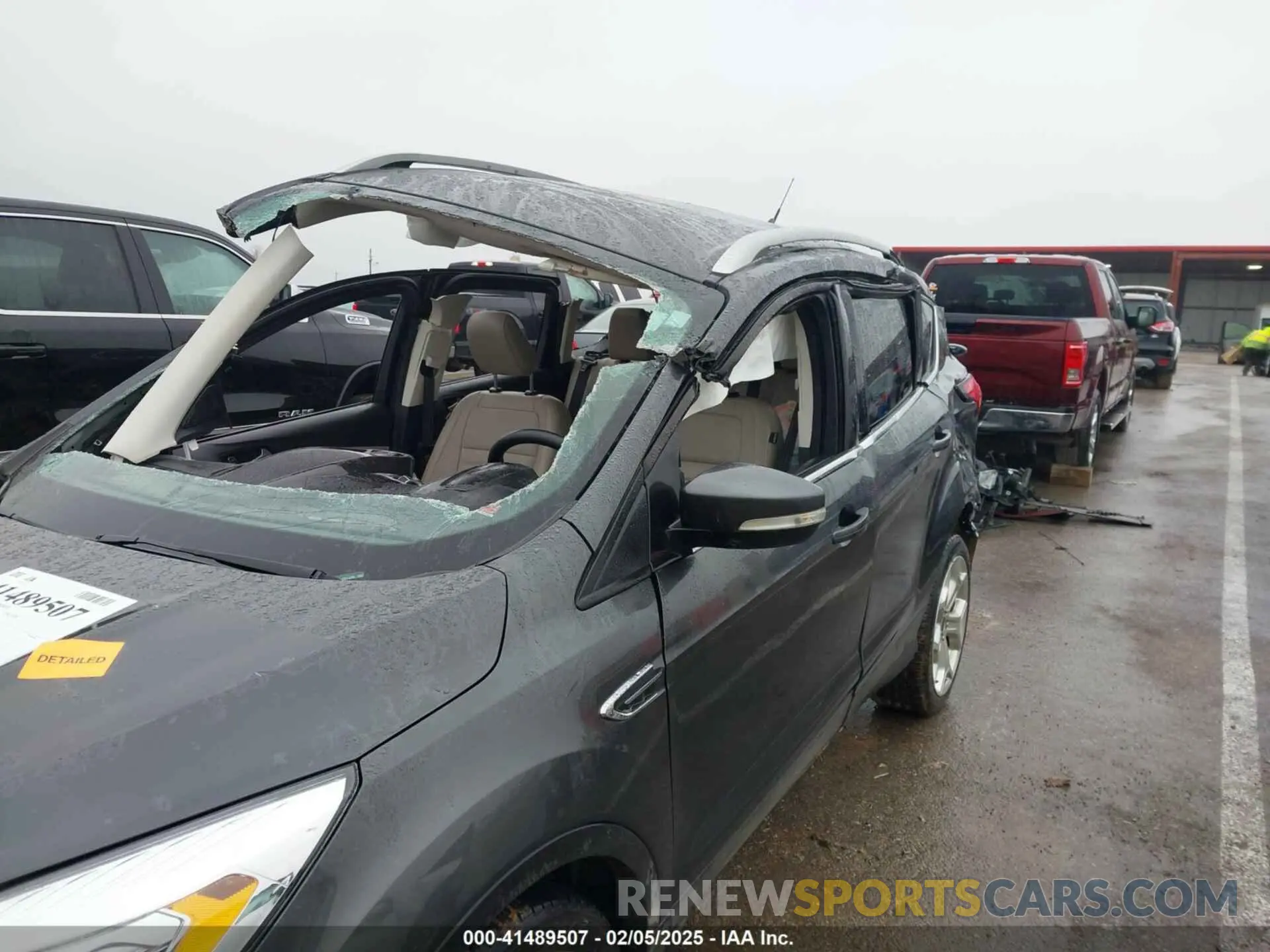 14 Photograph of a damaged car 1FMCU9J98KUC31190 FORD ESCAPE 2019