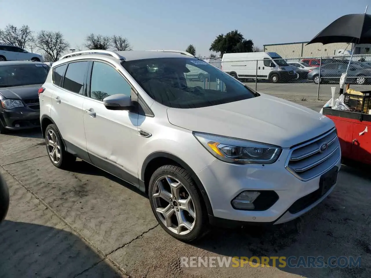 4 Photograph of a damaged car 1FMCU9J99KUA06485 FORD ESCAPE 2019