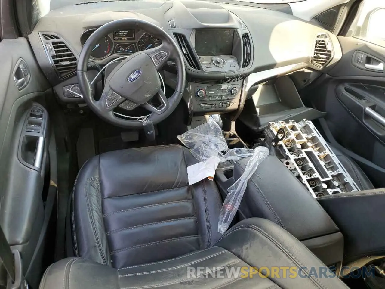 8 Photograph of a damaged car 1FMCU9J99KUA06485 FORD ESCAPE 2019