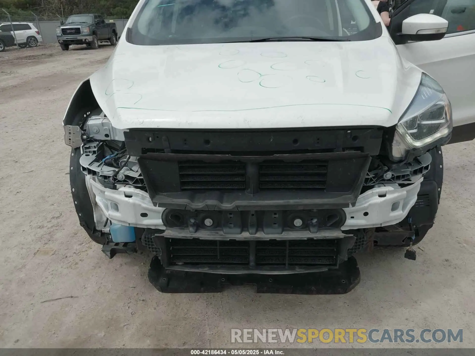 6 Photograph of a damaged car 1FMCU9J99KUC21963 FORD ESCAPE 2019