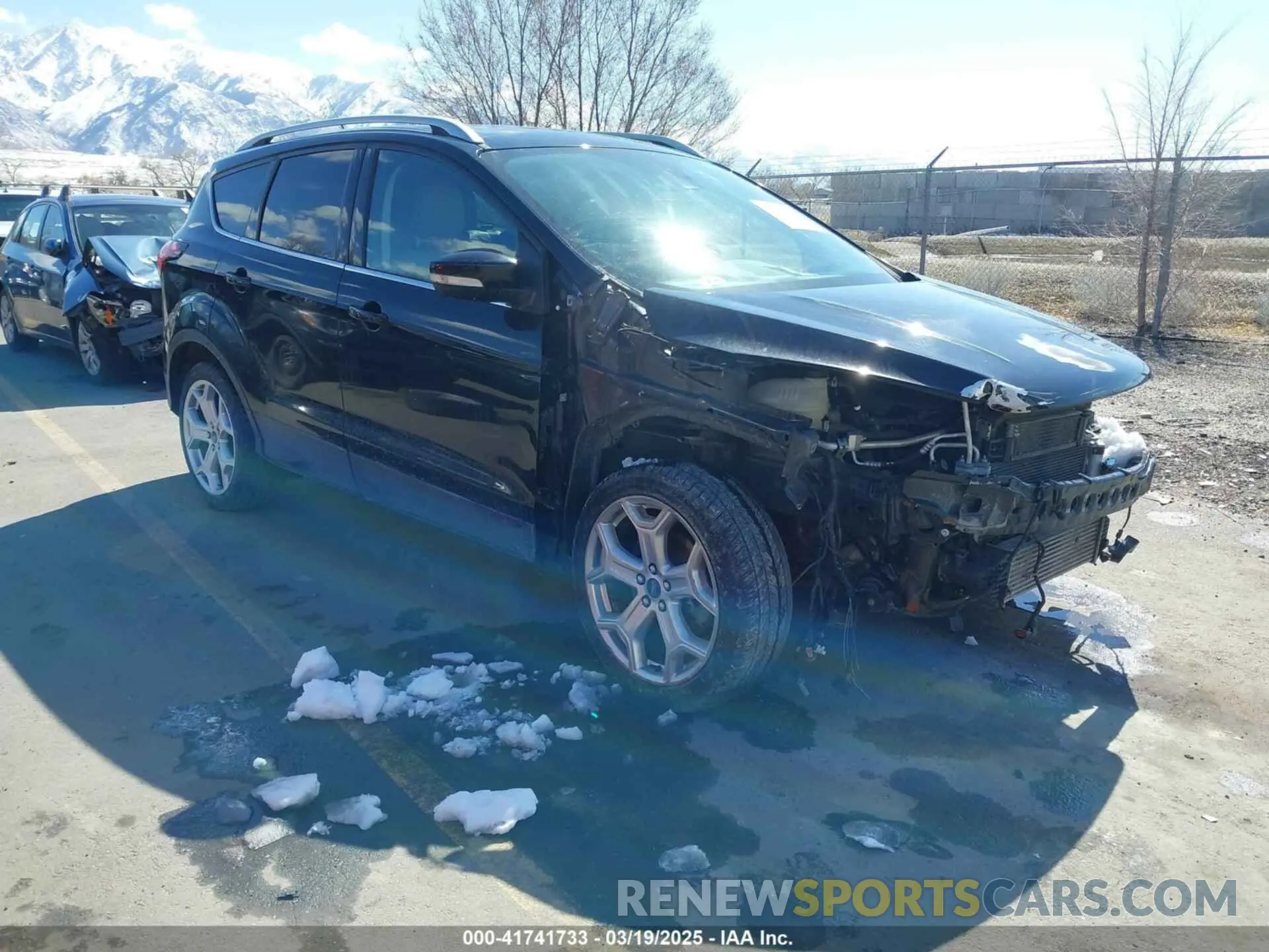 1 Photograph of a damaged car 1FMCU9J99KUC44157 FORD ESCAPE 2019