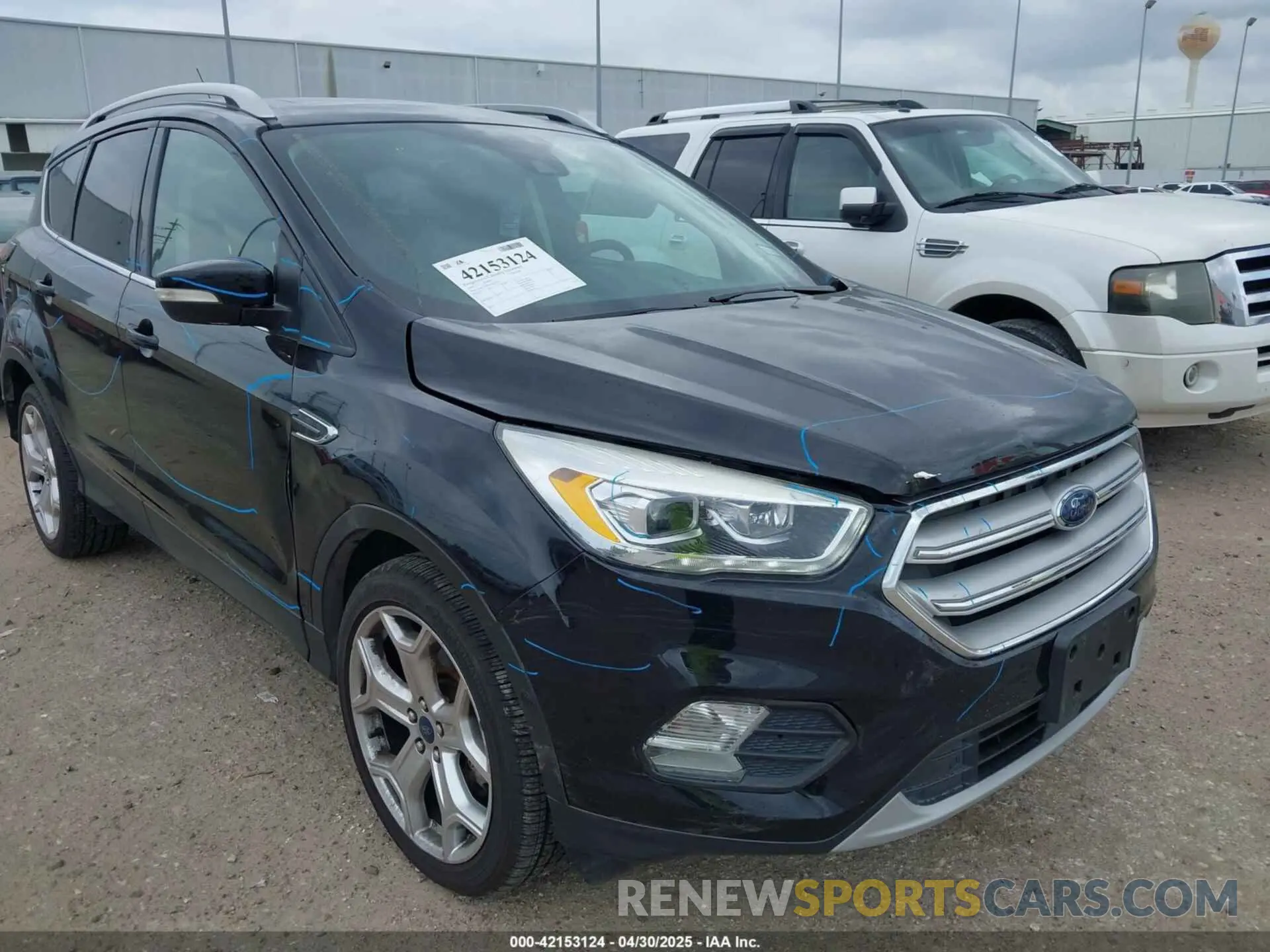 6 Photograph of a damaged car 1FMCU9J9XKUB41992 FORD ESCAPE 2019