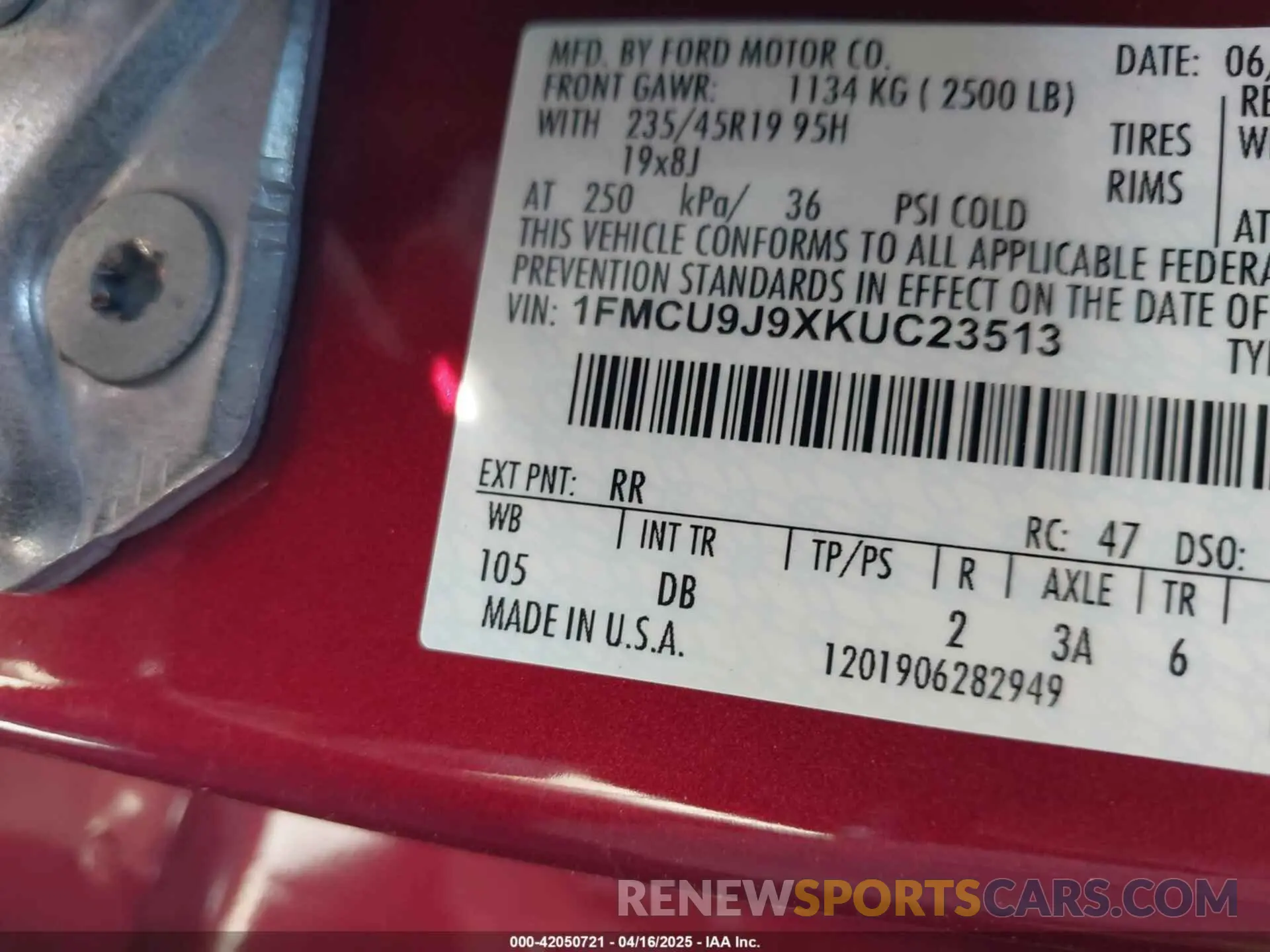 9 Photograph of a damaged car 1FMCU9J9XKUC23513 FORD ESCAPE 2019