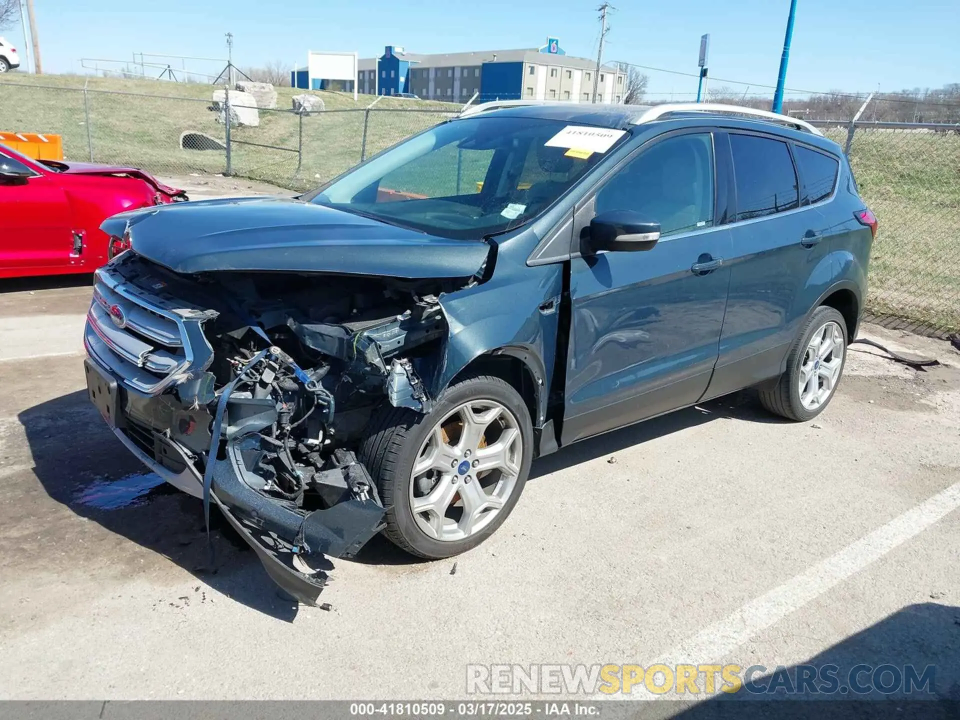 2 Photograph of a damaged car 1FMCU9J9XKUC26167 FORD ESCAPE 2019
