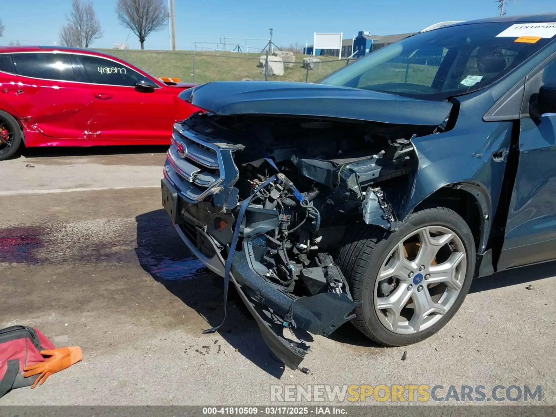 6 Photograph of a damaged car 1FMCU9J9XKUC26167 FORD ESCAPE 2019
