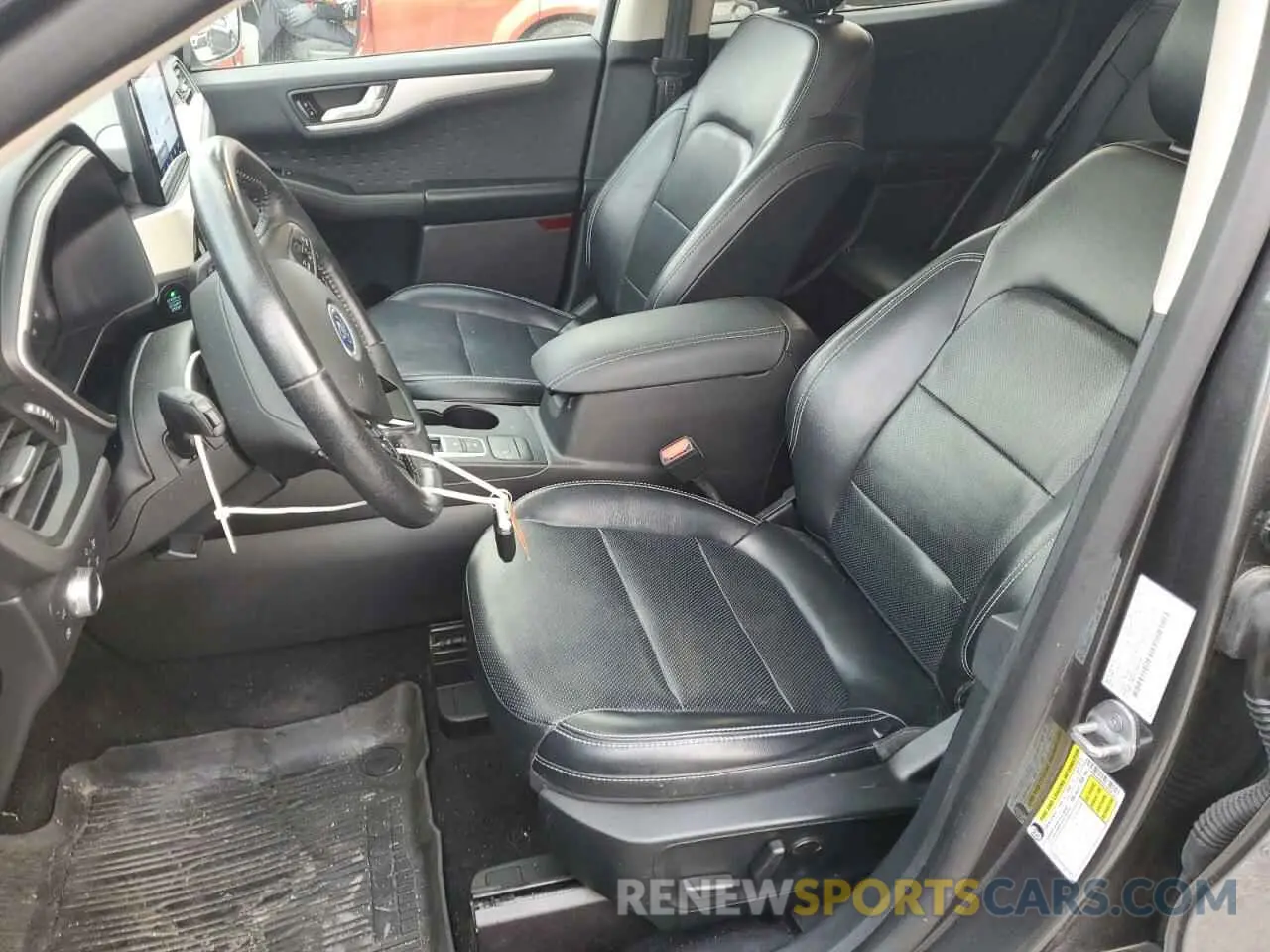 7 Photograph of a damaged car 1FMCU0BZ0LUB40149 FORD ESCAPE 2020