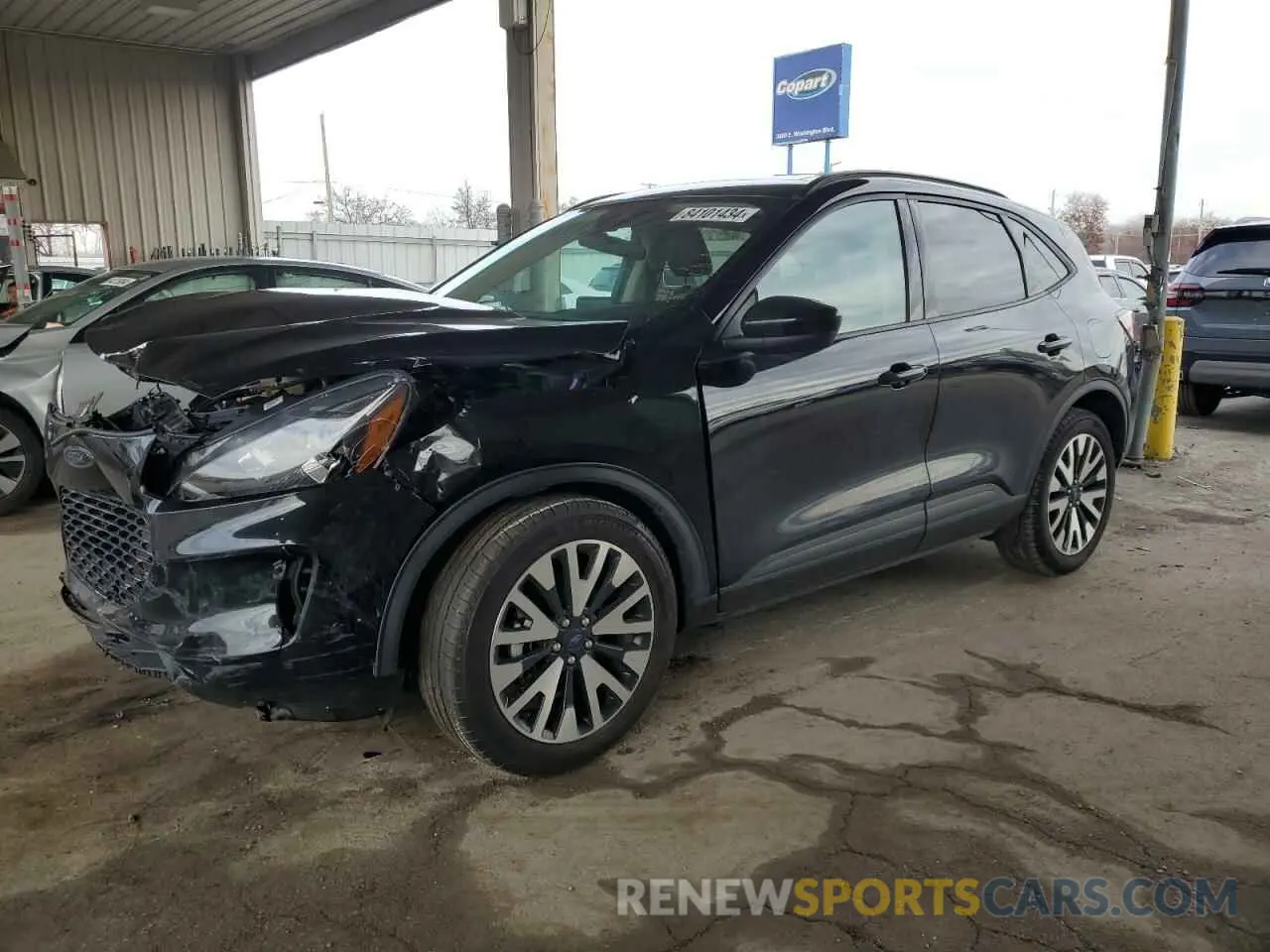 1 Photograph of a damaged car 1FMCU0BZ0LUB44976 FORD ESCAPE 2020