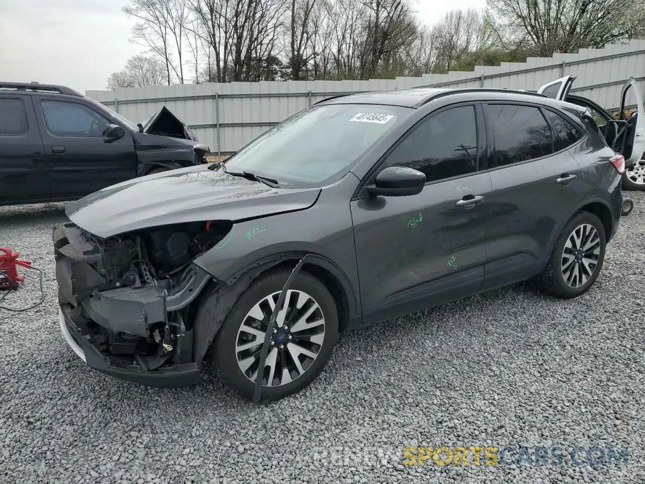 1 Photograph of a damaged car 1FMCU0BZ1LUB31301 FORD ESCAPE 2020