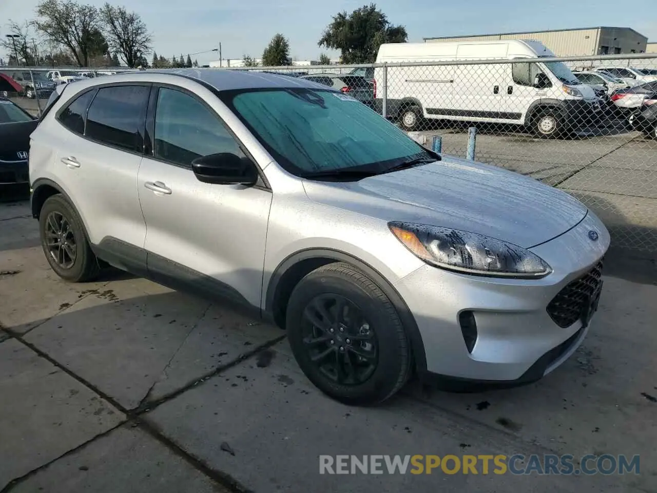 4 Photograph of a damaged car 1FMCU0BZ1LUC03601 FORD ESCAPE 2020