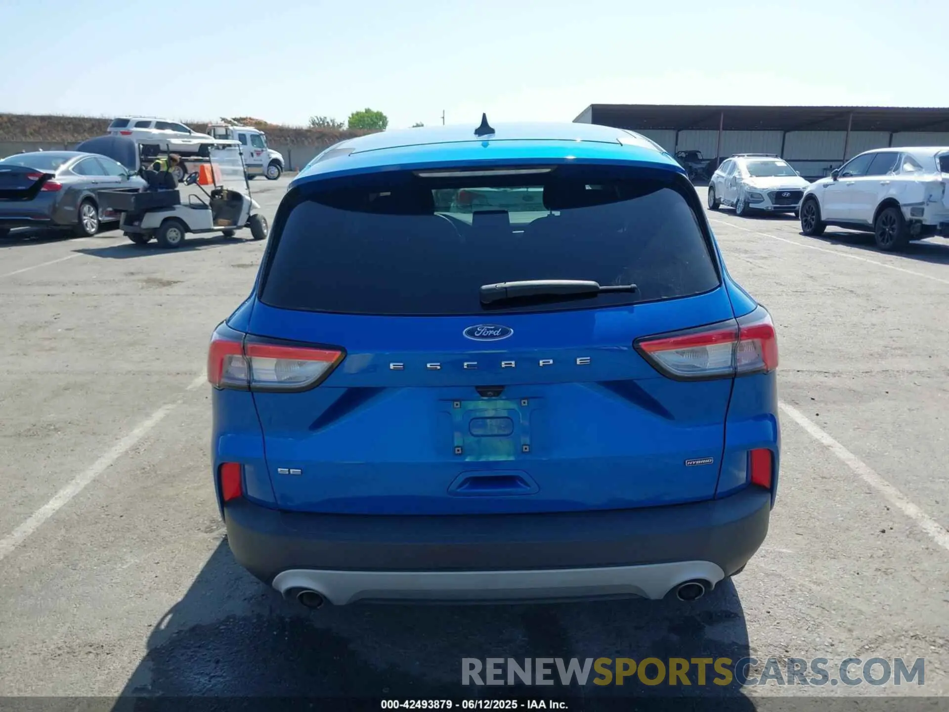 16 Photograph of a damaged car 1FMCU0BZ5LUC51957 FORD ESCAPE 2020