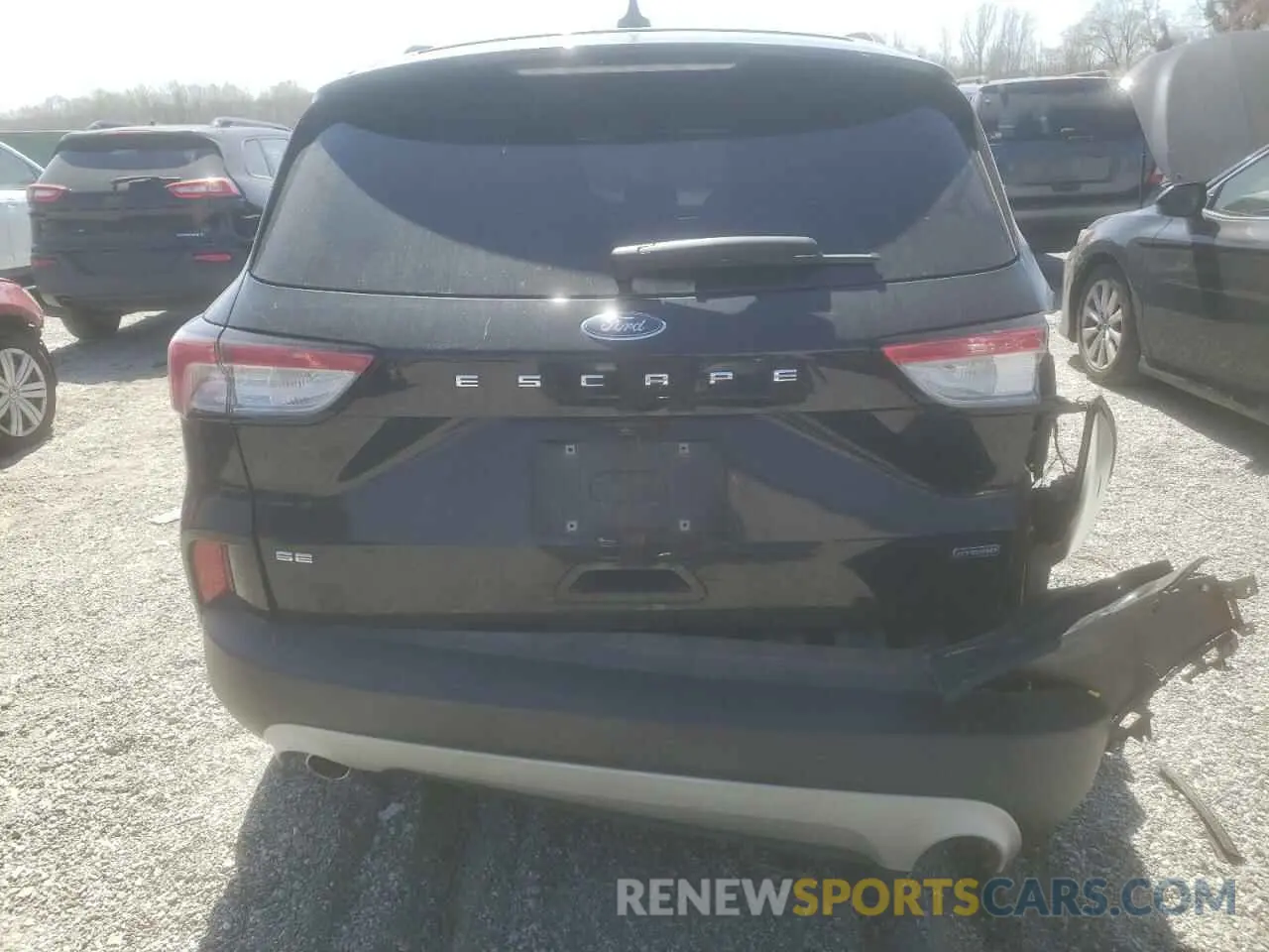 6 Photograph of a damaged car 1FMCU0BZ9LUB44927 FORD ESCAPE 2020