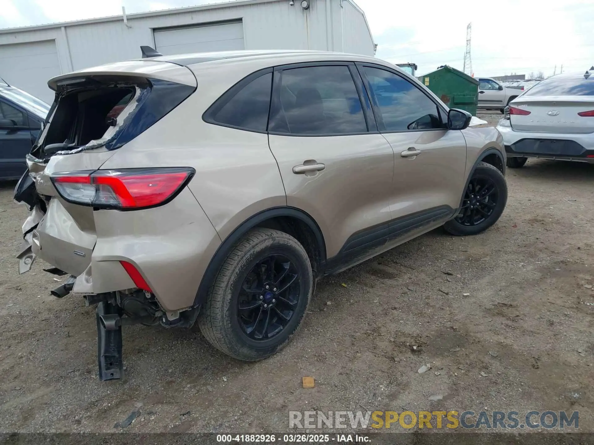 4 Photograph of a damaged car 1FMCU0BZXLUC08683 FORD ESCAPE 2020