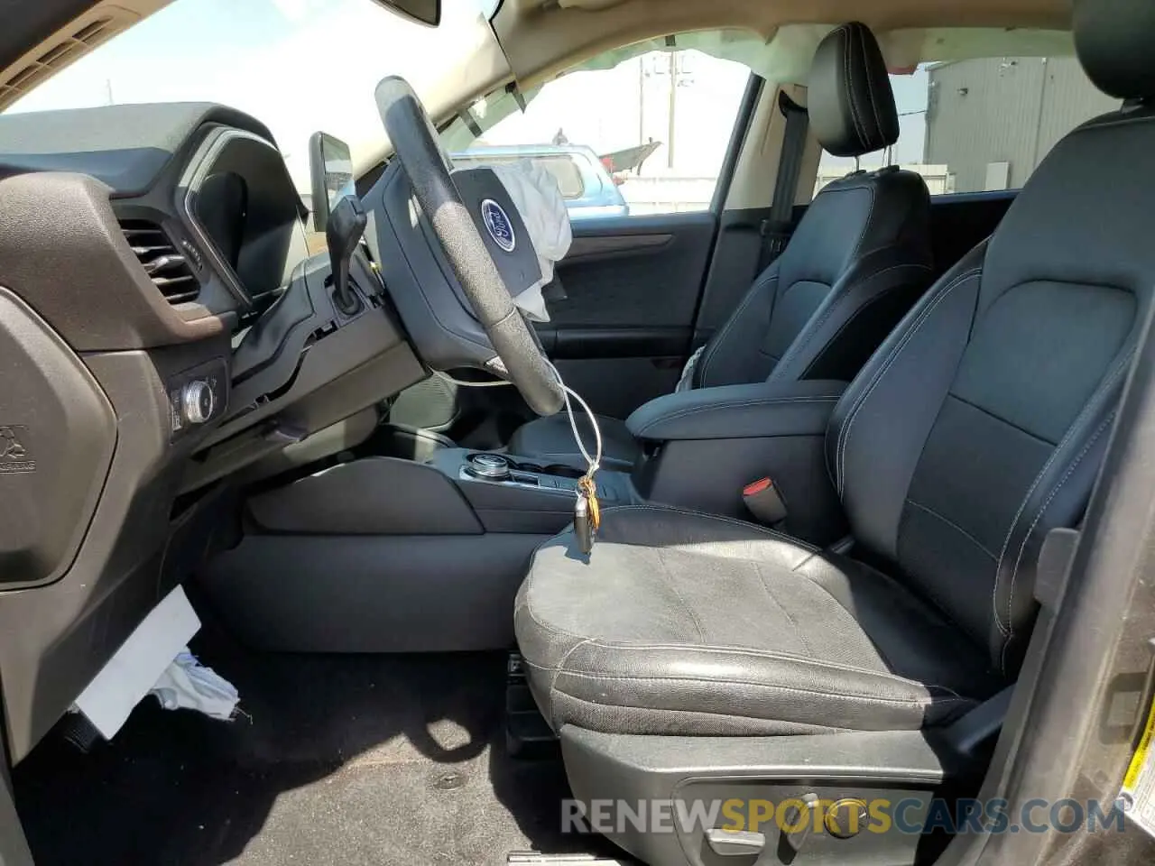 7 Photograph of a damaged car 1FMCU0DZ5LUA68913 FORD ESCAPE 2020