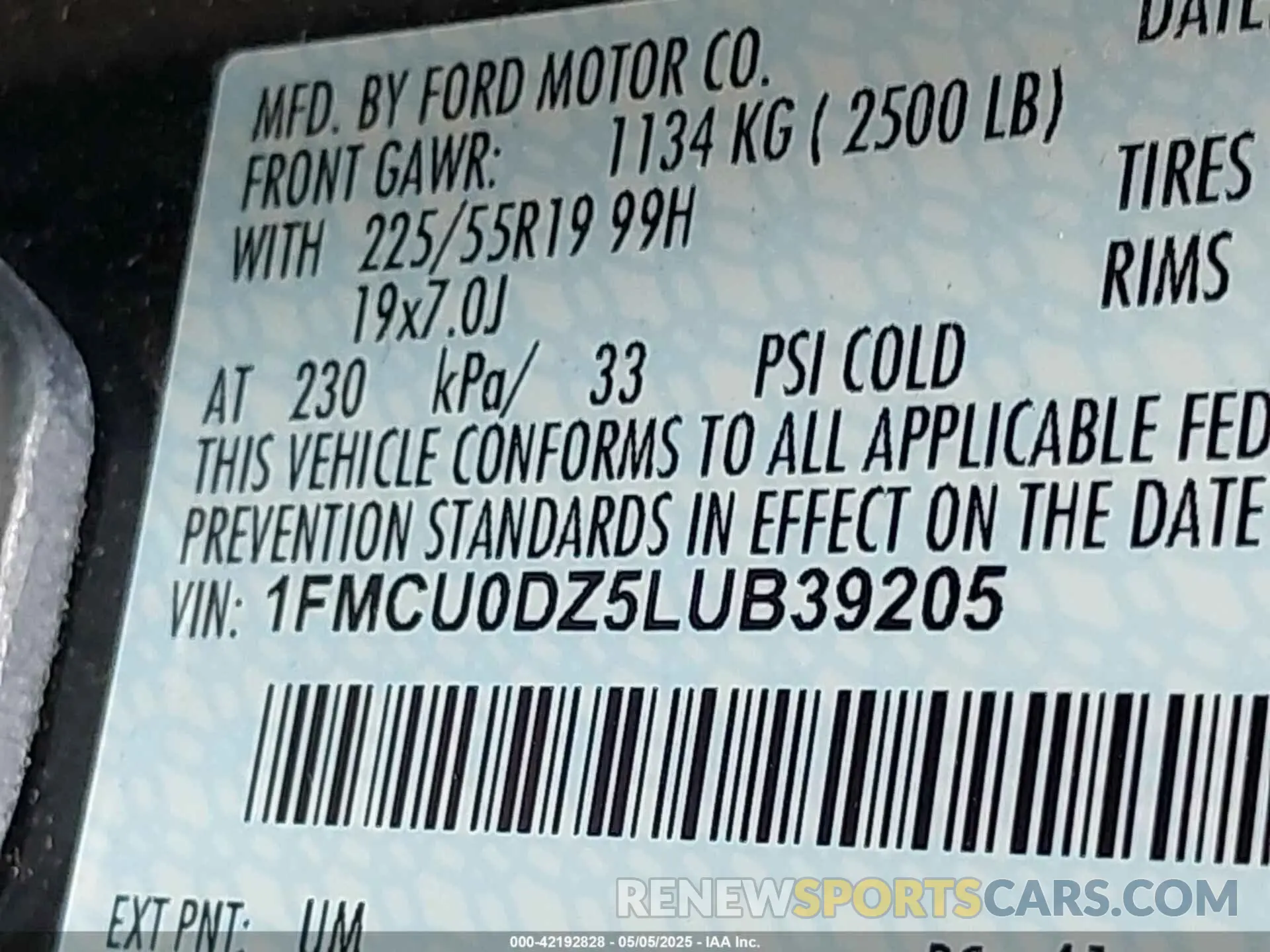 9 Photograph of a damaged car 1FMCU0DZ5LUB39205 FORD ESCAPE 2020