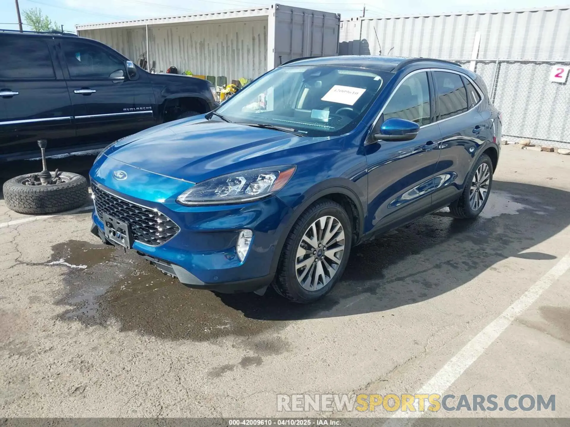 2 Photograph of a damaged car 1FMCU0DZ5LUC48442 FORD ESCAPE 2020