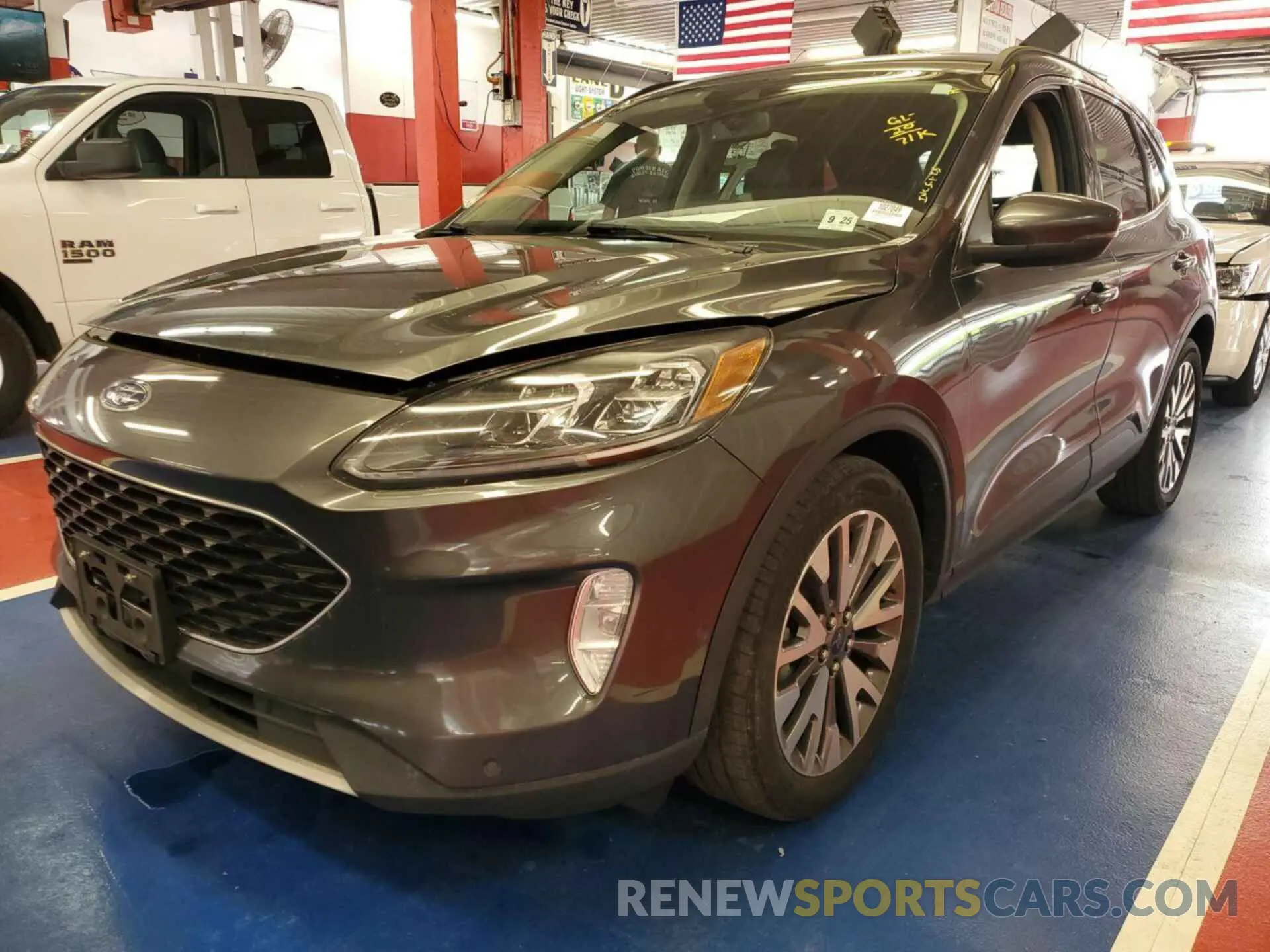 23 Photograph of a damaged car 1FMCU0DZ6LUB85173 FORD ESCAPE 2020