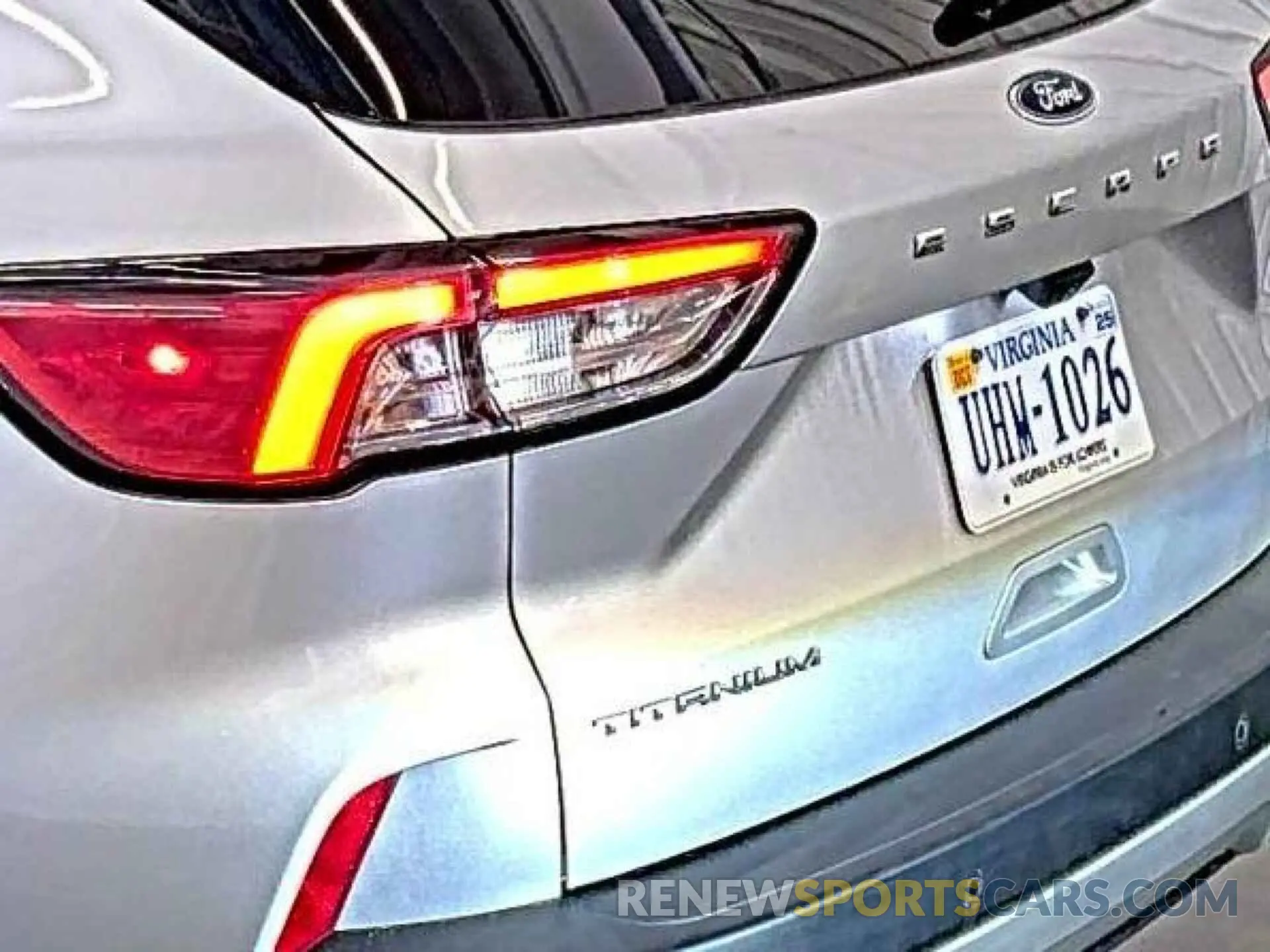 3 Photograph of a damaged car 1FMCU0DZ7LUB85151 FORD ESCAPE 2020