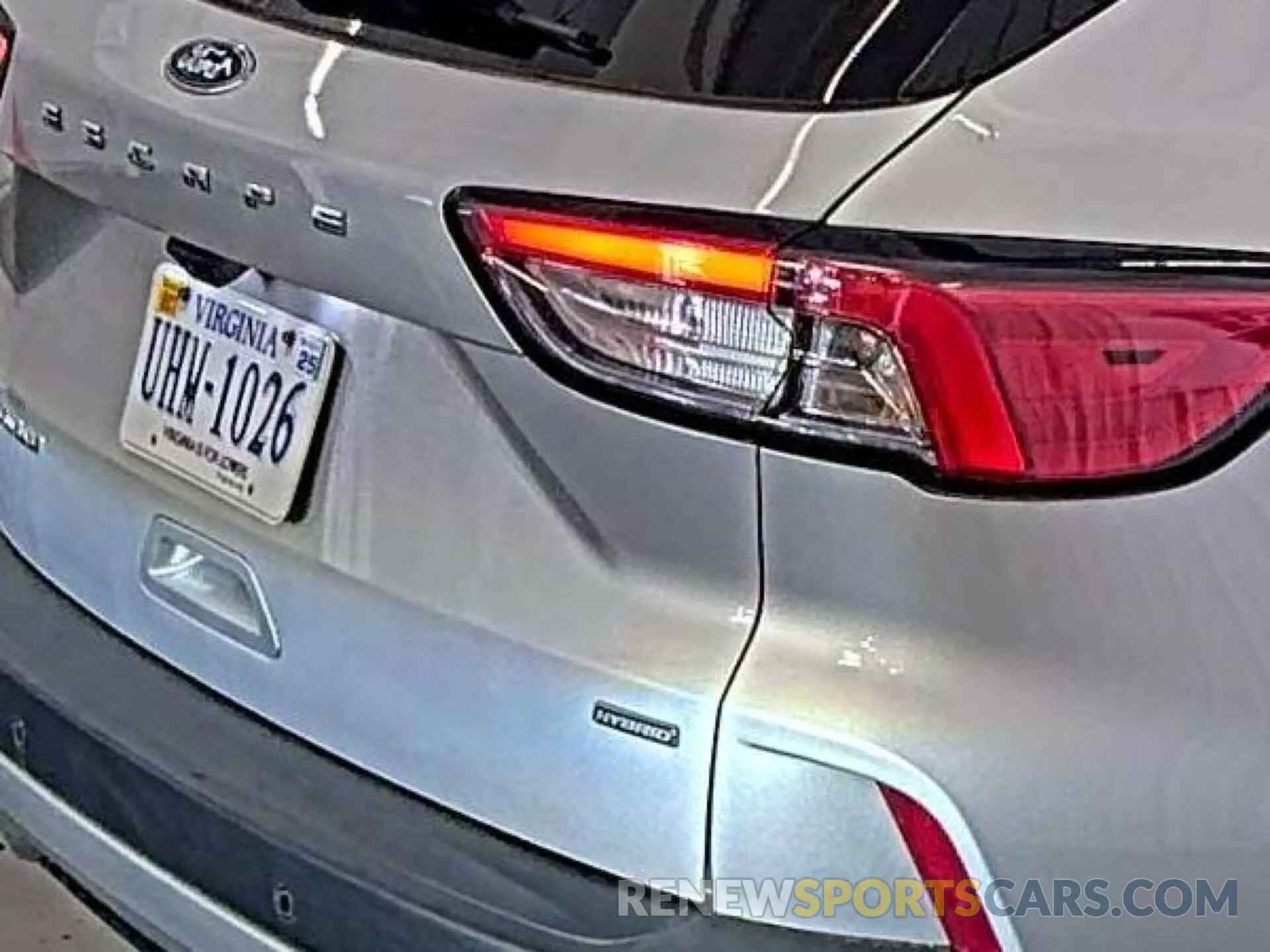 7 Photograph of a damaged car 1FMCU0DZ7LUB85151 FORD ESCAPE 2020