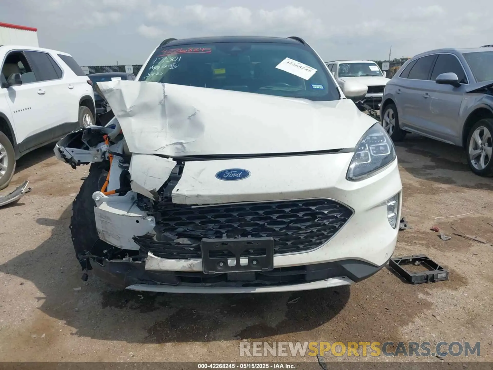 12 Photograph of a damaged car 1FMCU0DZ9LUA54867 FORD ESCAPE 2020