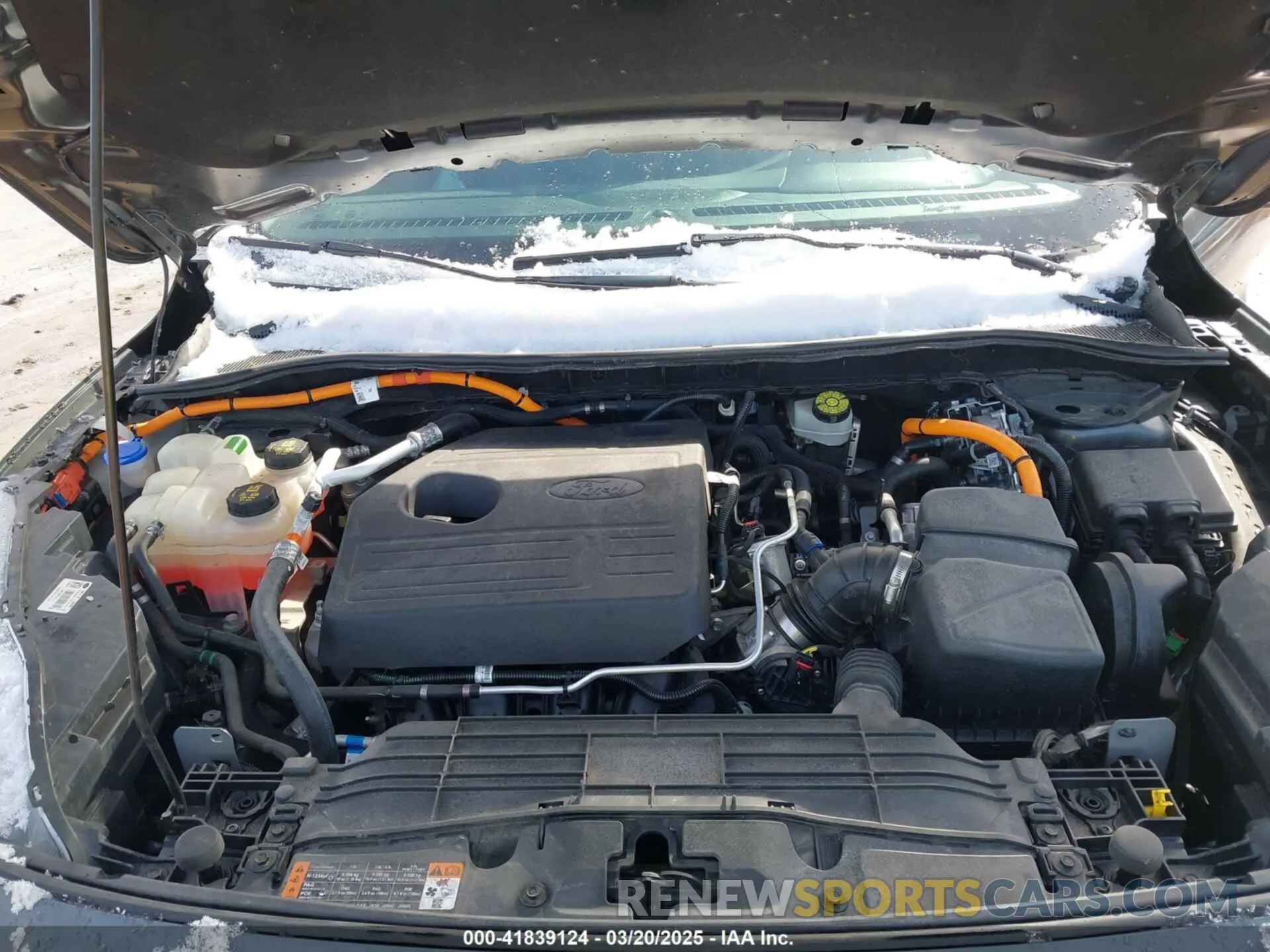 10 Photograph of a damaged car 1FMCU0DZ9LUA61625 FORD ESCAPE 2020
