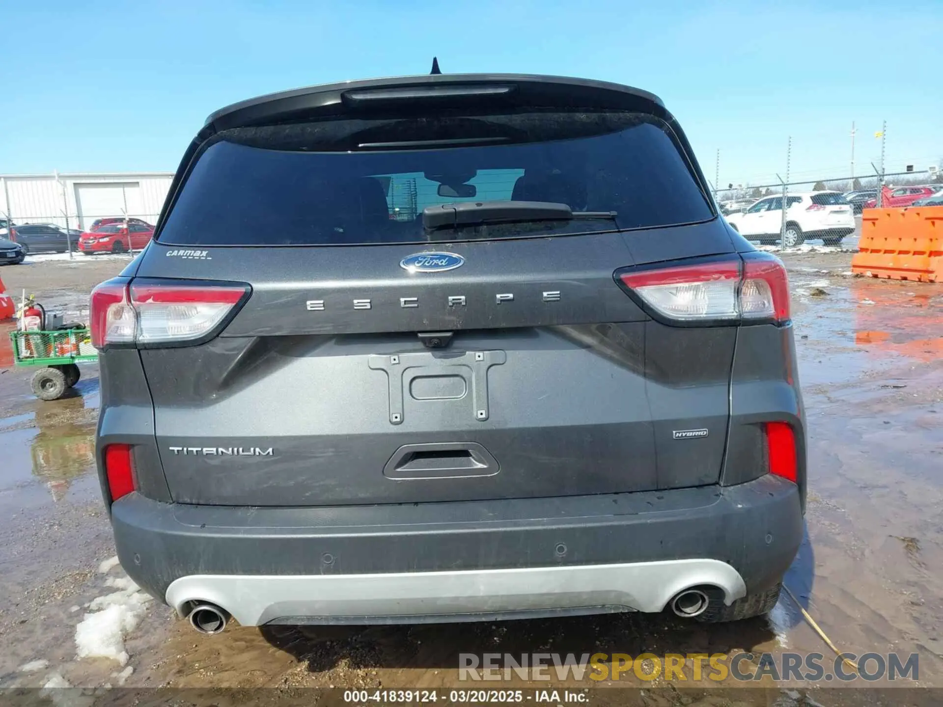 15 Photograph of a damaged car 1FMCU0DZ9LUA61625 FORD ESCAPE 2020