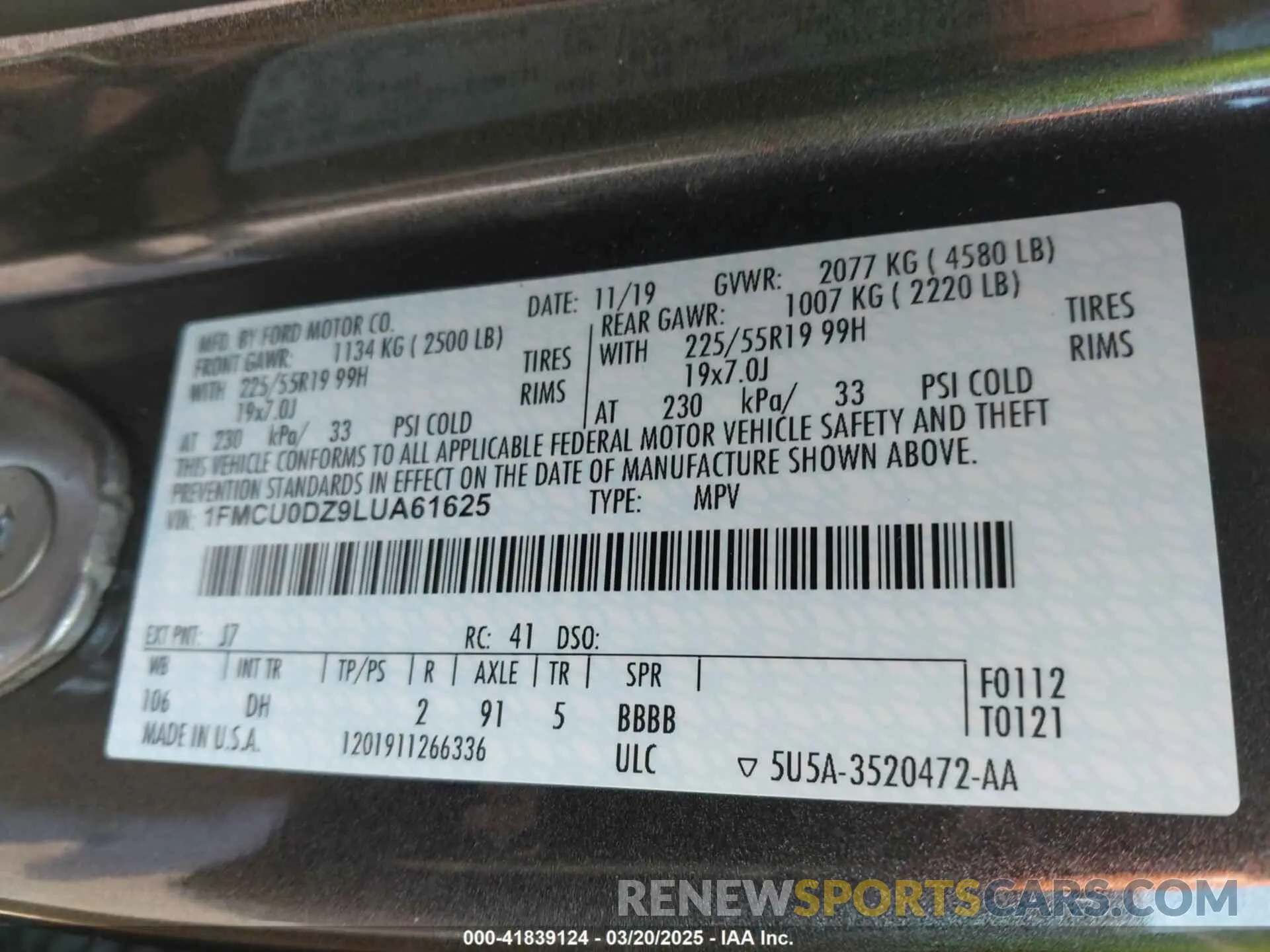 9 Photograph of a damaged car 1FMCU0DZ9LUA61625 FORD ESCAPE 2020