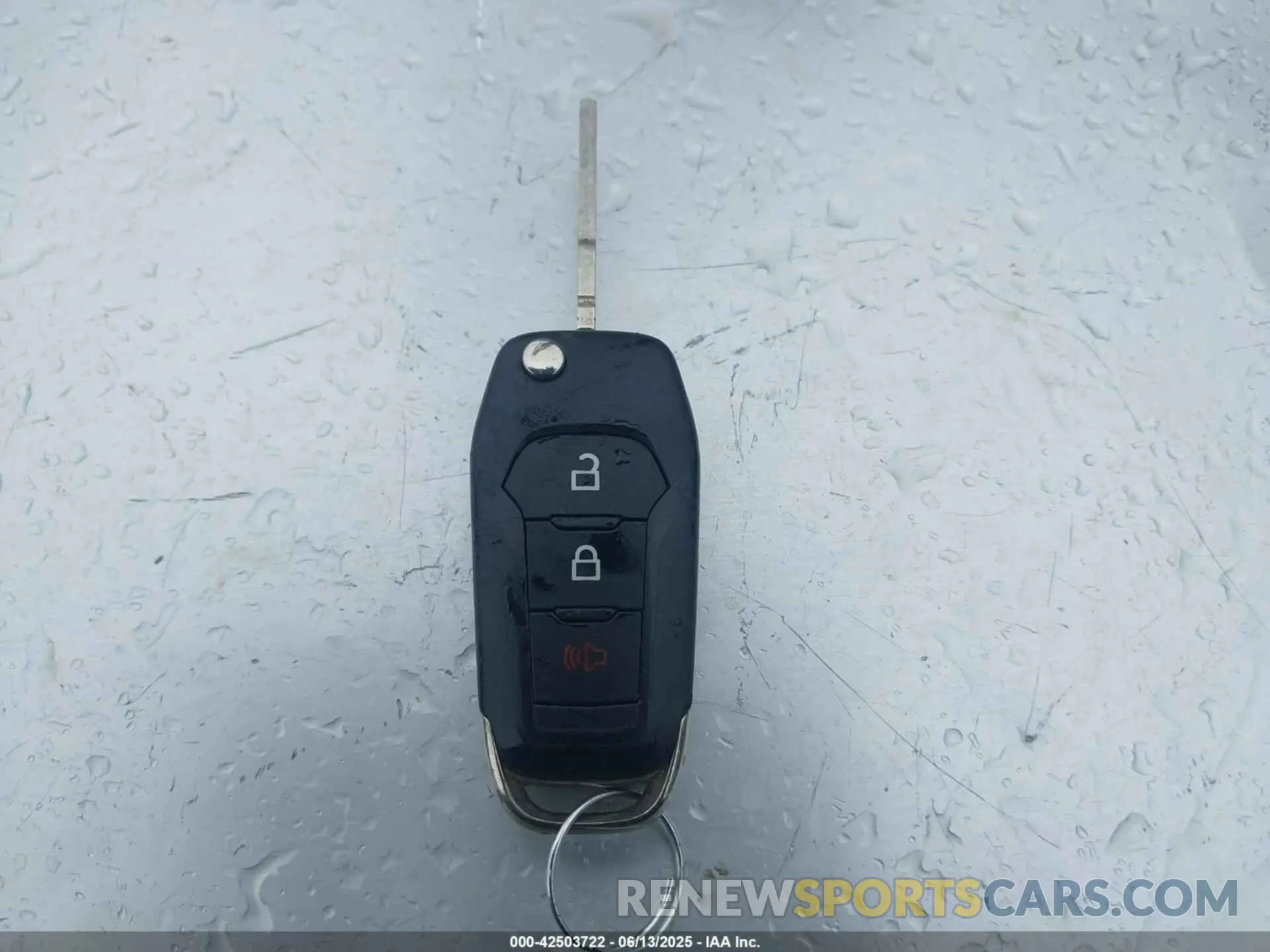 11 Photograph of a damaged car 1FMCU0F60LUA28760 FORD ESCAPE 2020