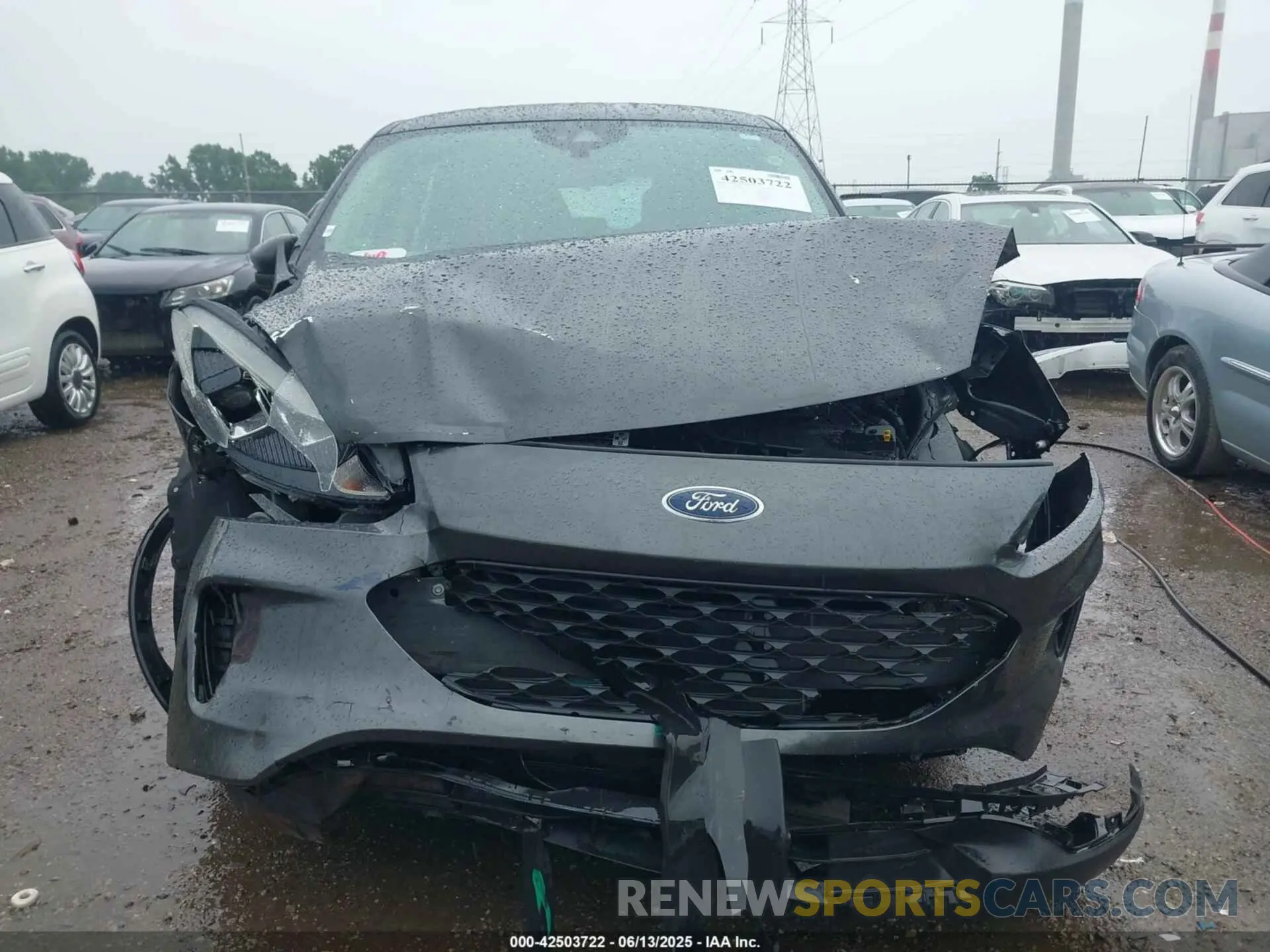 13 Photograph of a damaged car 1FMCU0F60LUA28760 FORD ESCAPE 2020
