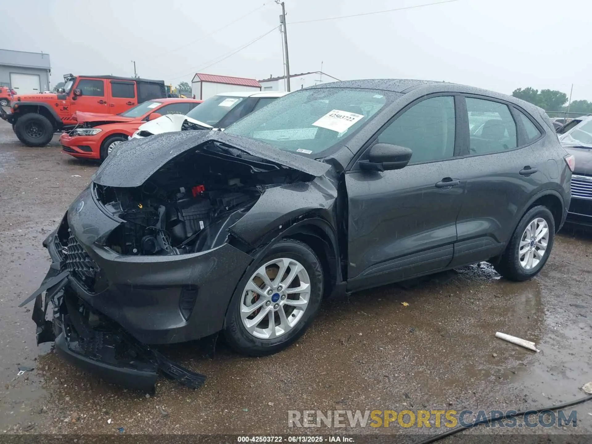 2 Photograph of a damaged car 1FMCU0F60LUA28760 FORD ESCAPE 2020