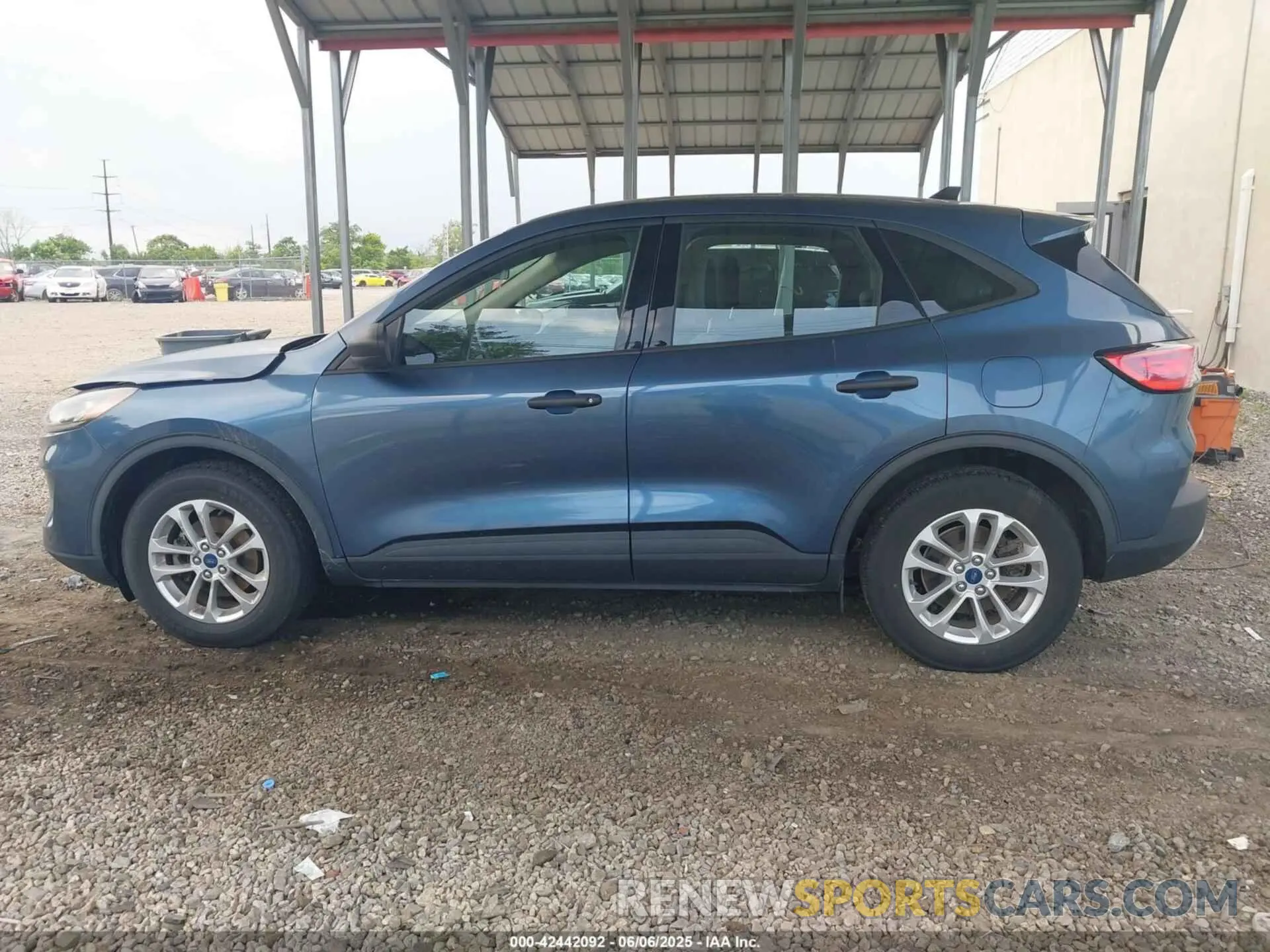 14 Photograph of a damaged car 1FMCU0F61LUC62065 FORD ESCAPE 2020