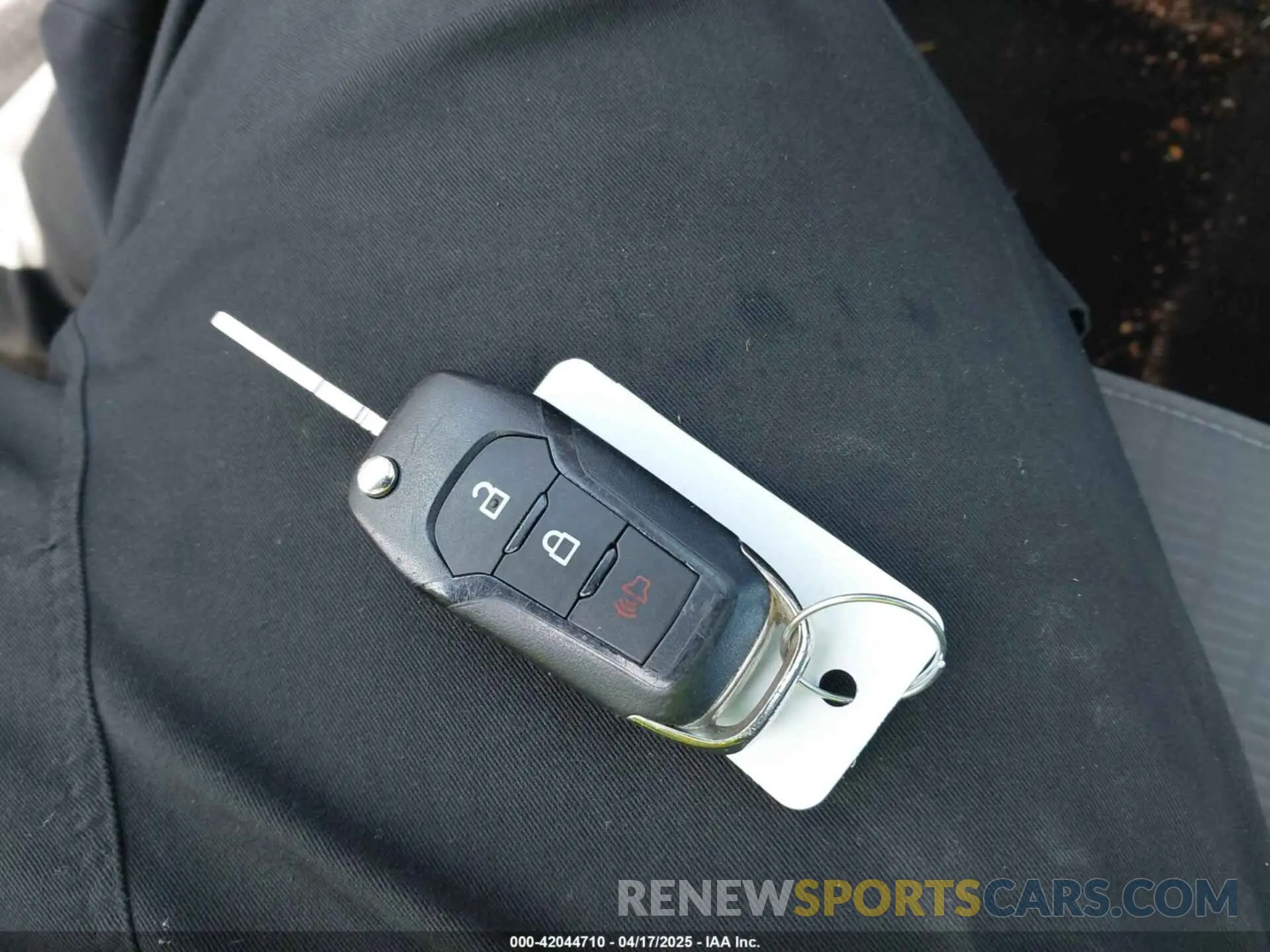 11 Photograph of a damaged car 1FMCU0F62LUA22703 FORD ESCAPE 2020