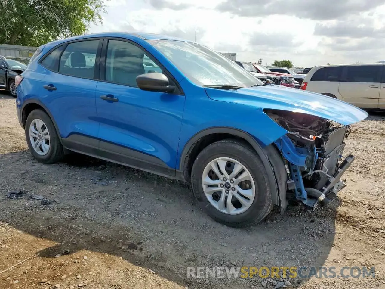 4 Photograph of a damaged car 1FMCU0F62LUA31742 FORD ESCAPE 2020