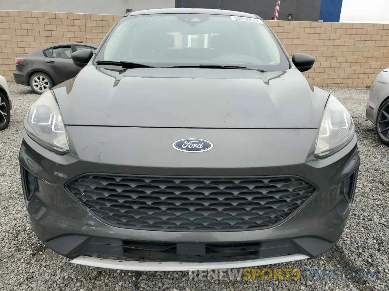 5 Photograph of a damaged car 1FMCU0F62LUA35726 FORD ESCAPE 2020