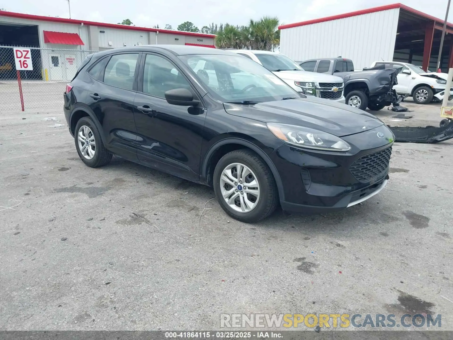 1 Photograph of a damaged car 1FMCU0F62LUB39164 FORD ESCAPE 2020