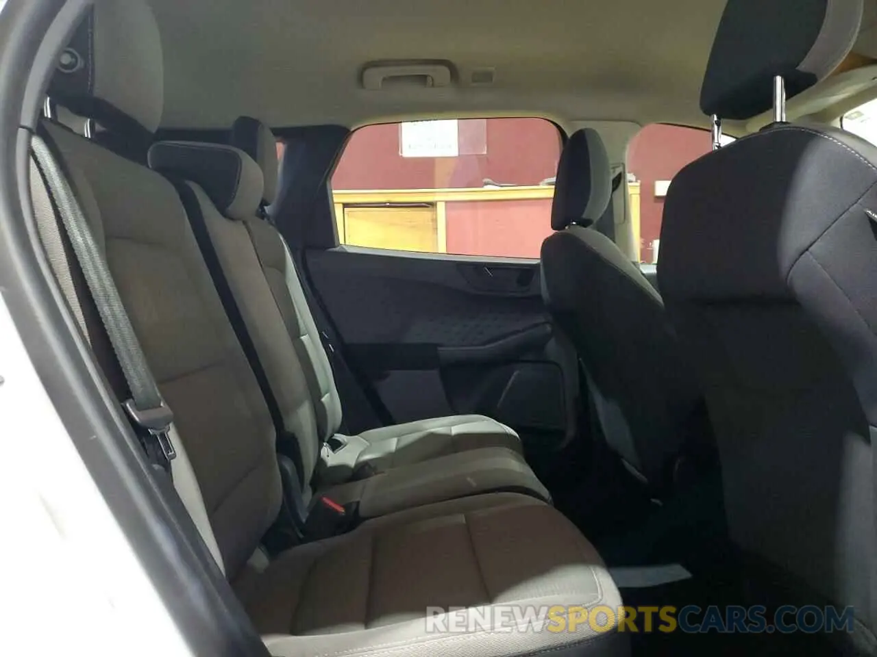 11 Photograph of a damaged car 1FMCU0F62LUB95816 FORD ESCAPE 2020