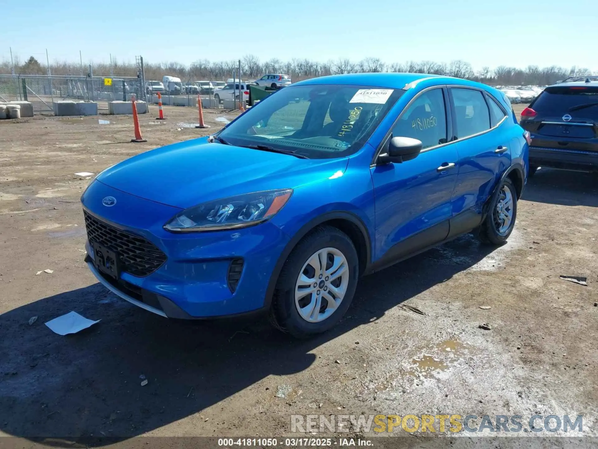 2 Photograph of a damaged car 1FMCU0F64LUA07166 FORD ESCAPE 2020