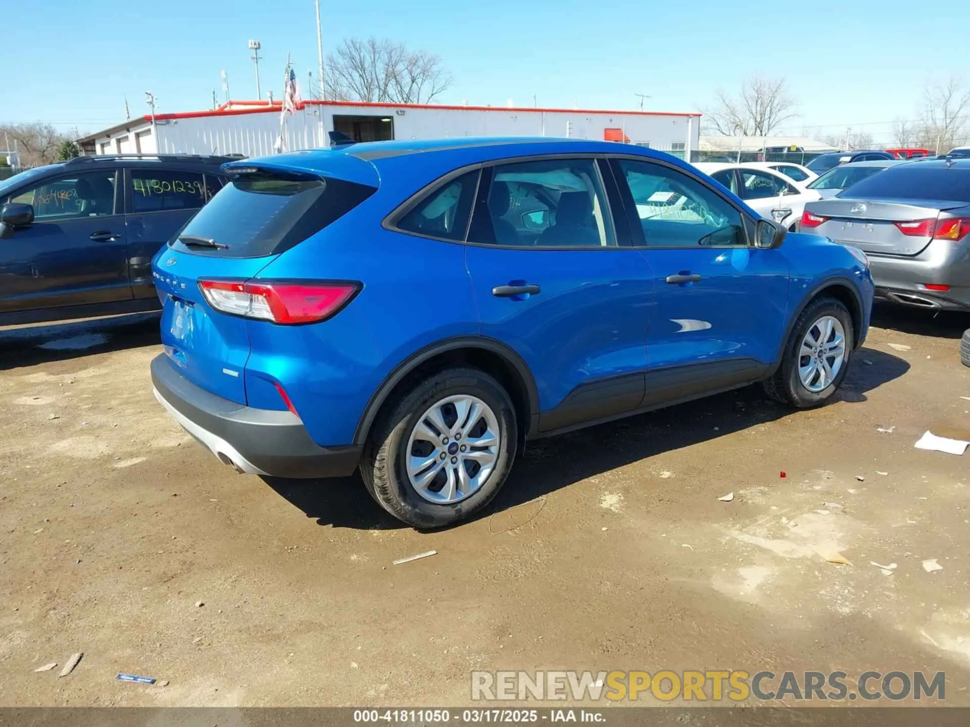 4 Photograph of a damaged car 1FMCU0F64LUA07166 FORD ESCAPE 2020