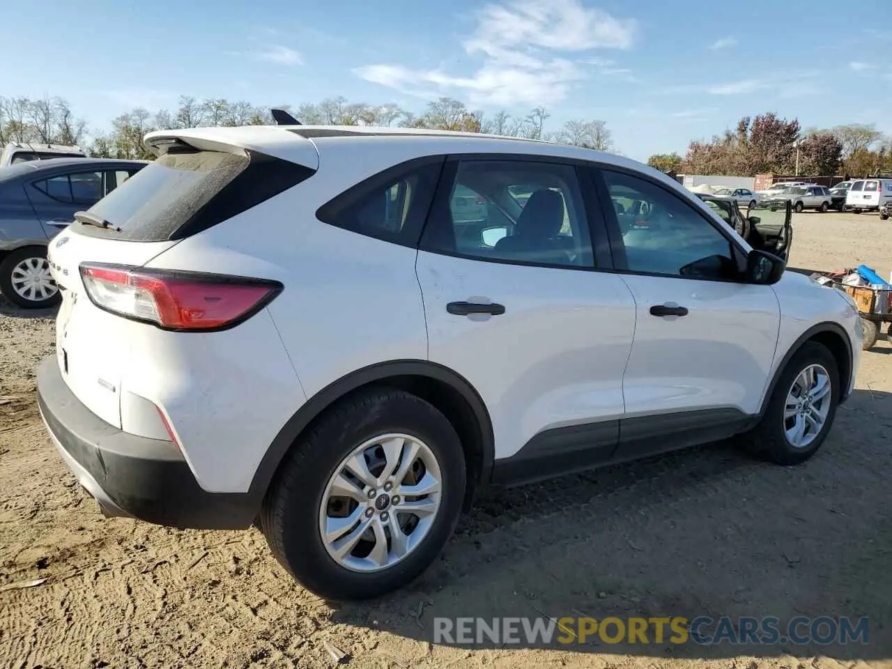 3 Photograph of a damaged car 1FMCU0F64LUB58704 FORD ESCAPE 2020