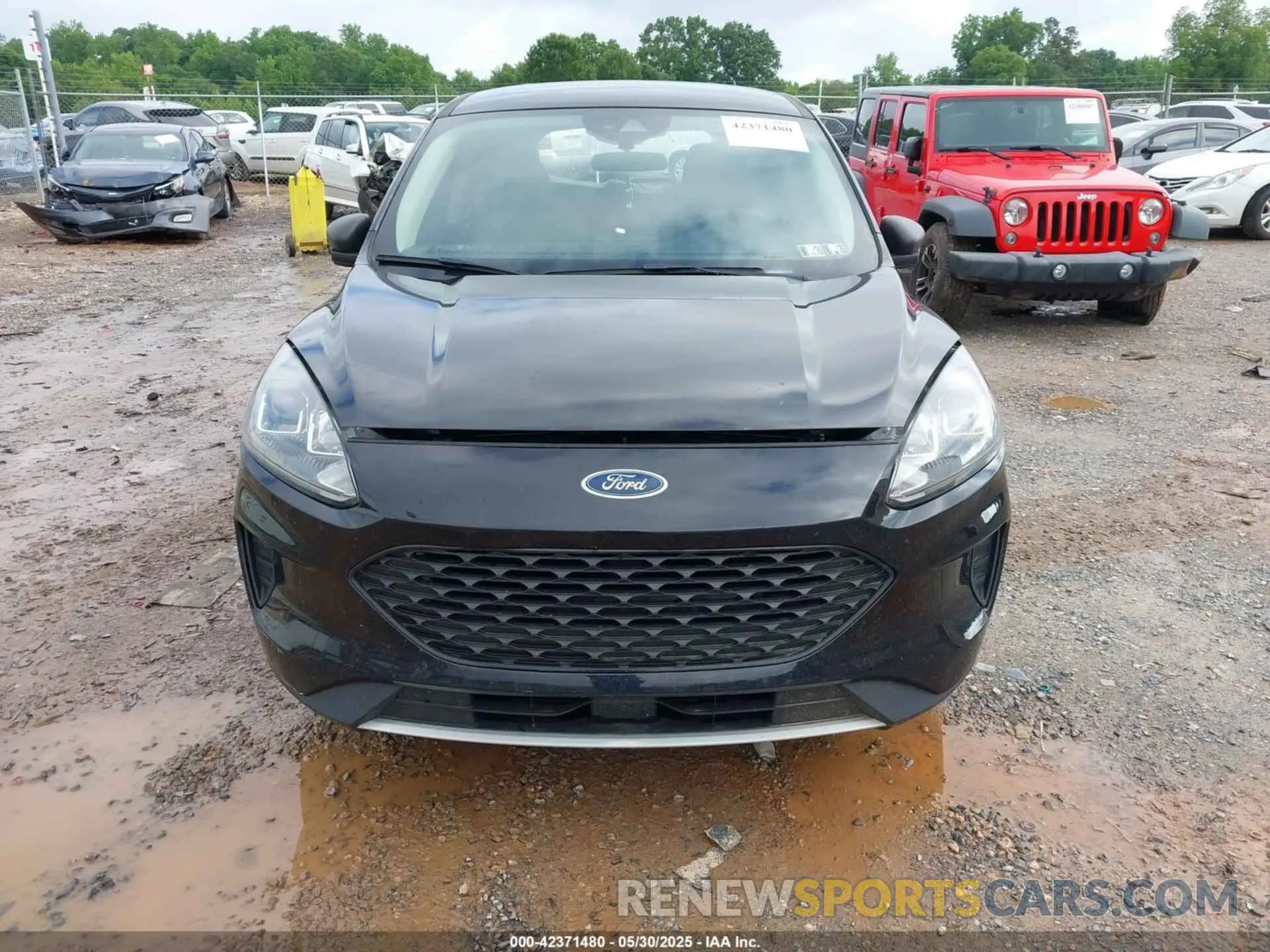 12 Photograph of a damaged car 1FMCU0F65LUA21111 FORD ESCAPE 2020
